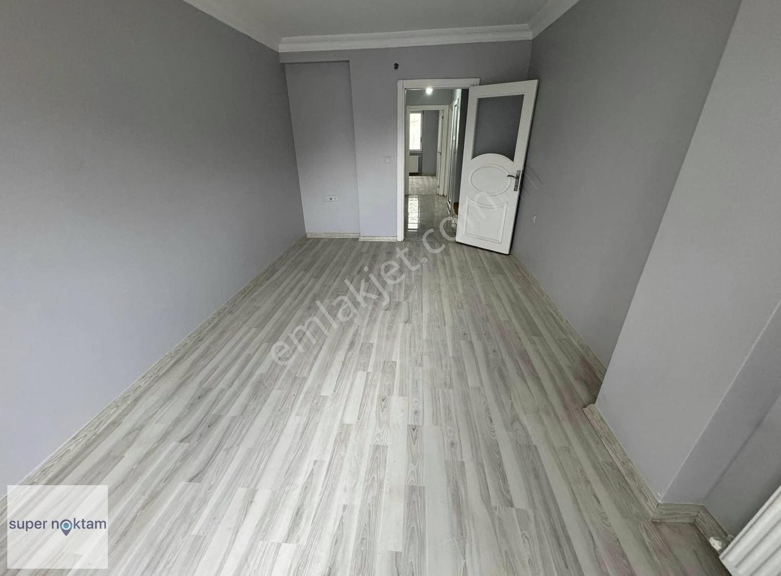 Küçükçekmece Mehmet Akif Satılık Daire Satılık 3+3 Dubleks Daire220 M2 Meh Akif Mh Küçemece İst