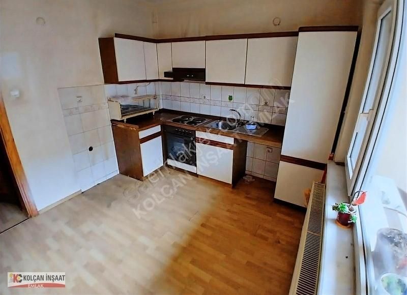 Kütahya Merkez Gaybiefendi Kiralık Daire Kolçan Emlaktan Mrkezde Kiralık 3 Adet 2+1 Daire