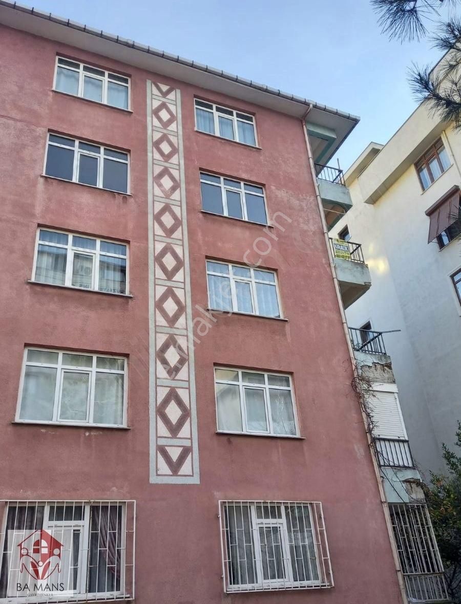 İstanbul Maltepe Kiralık Bina Maltepe Bağlarbaşı'nda 3+1 Geniş Kiralık Daire