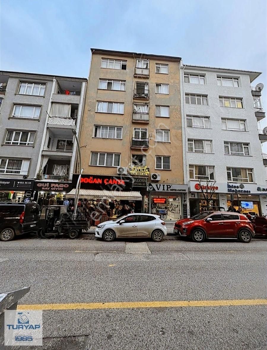 Özcan Çakır Dan Cumhuriyet Caddesi Üzerinde - Görsel 8
