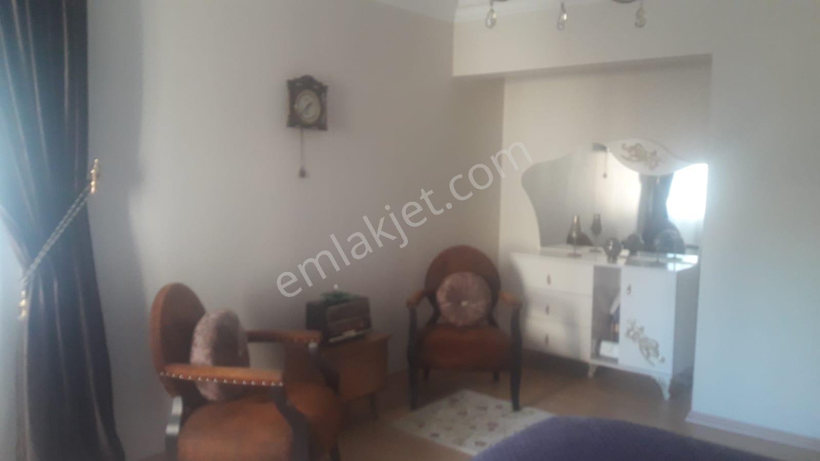 Selen Emlaktan 1 Nolu Beşirlide Satılık Daire - Görsel 18
