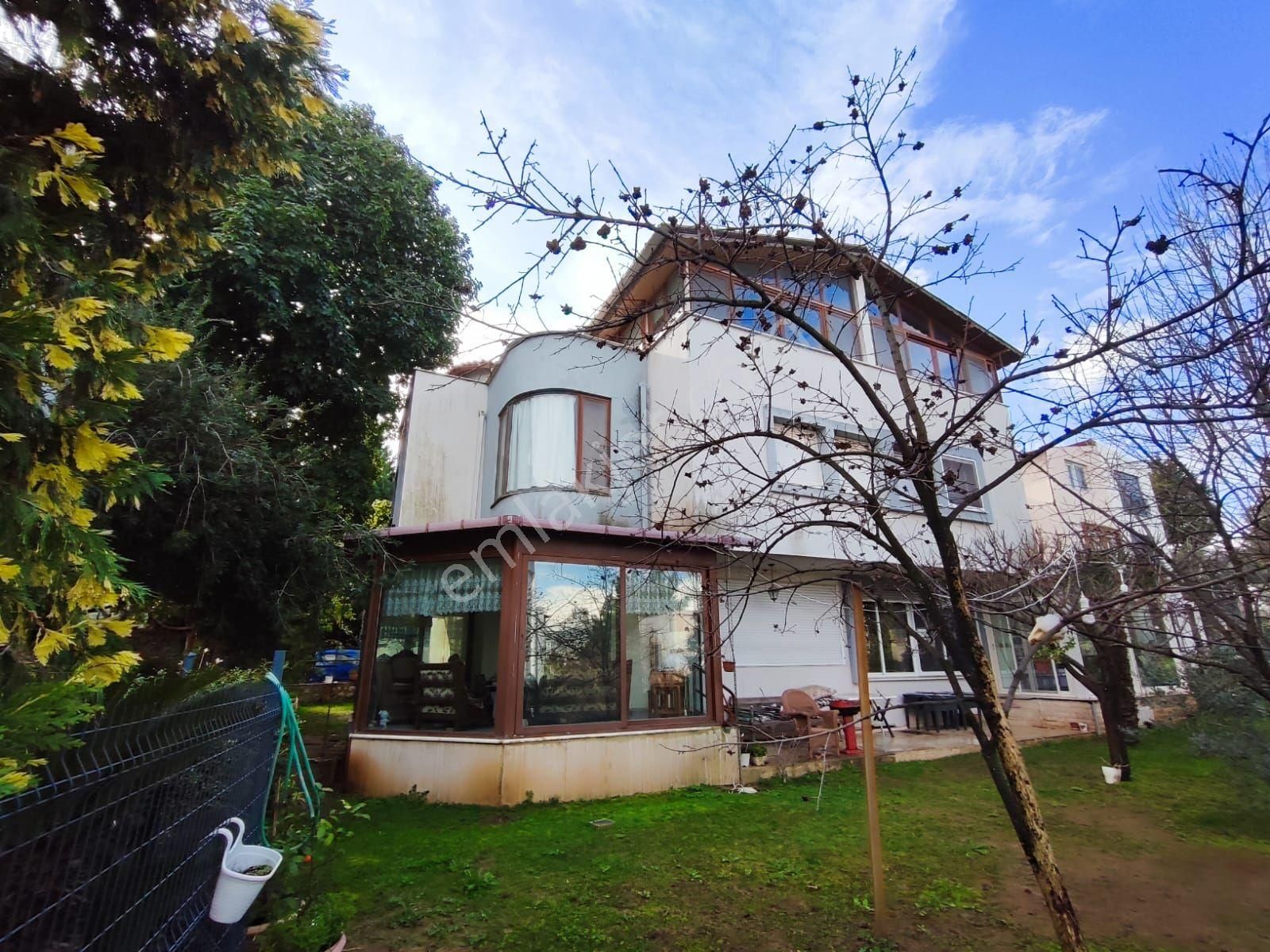 Urla Yenikent Satılık Villa Satılık Villa 5+2 İzmir Urla Yenikent