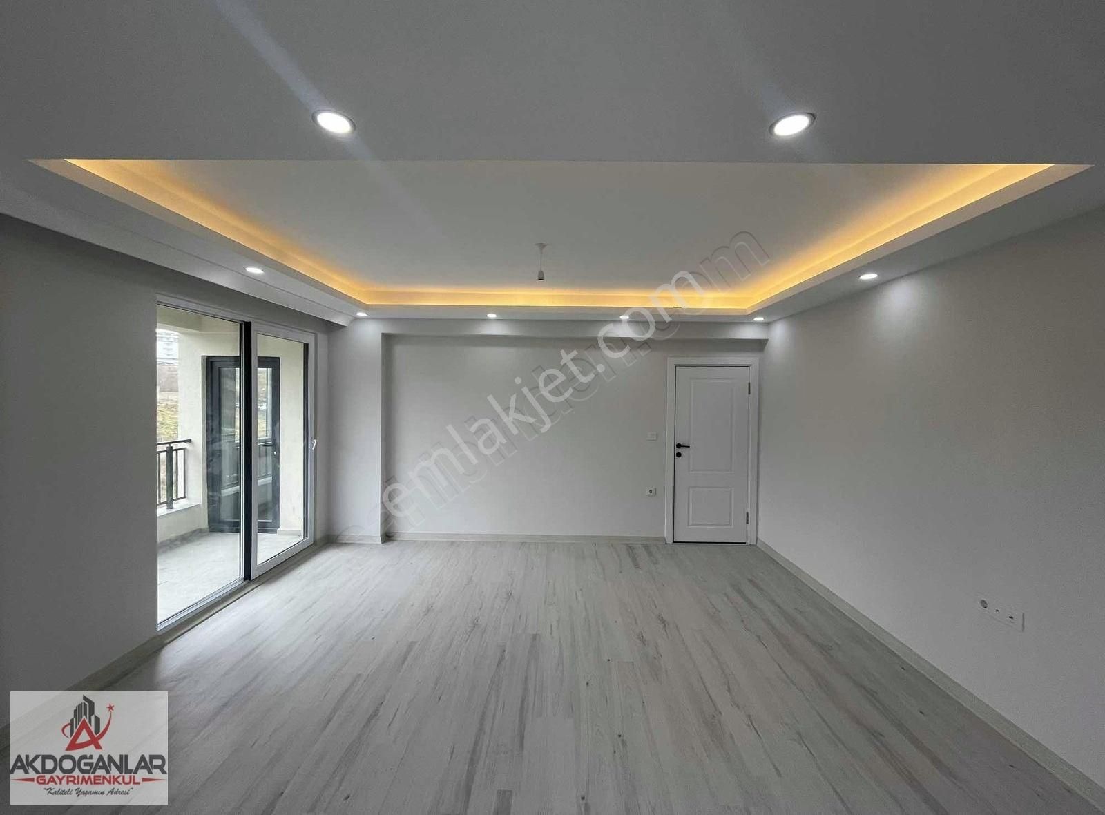 Çerkezköy İstasyon Satılık Daire Akdoğanlardan İstasyonda Arakat Satılık 120m2 Lüx 2+1 Daireler