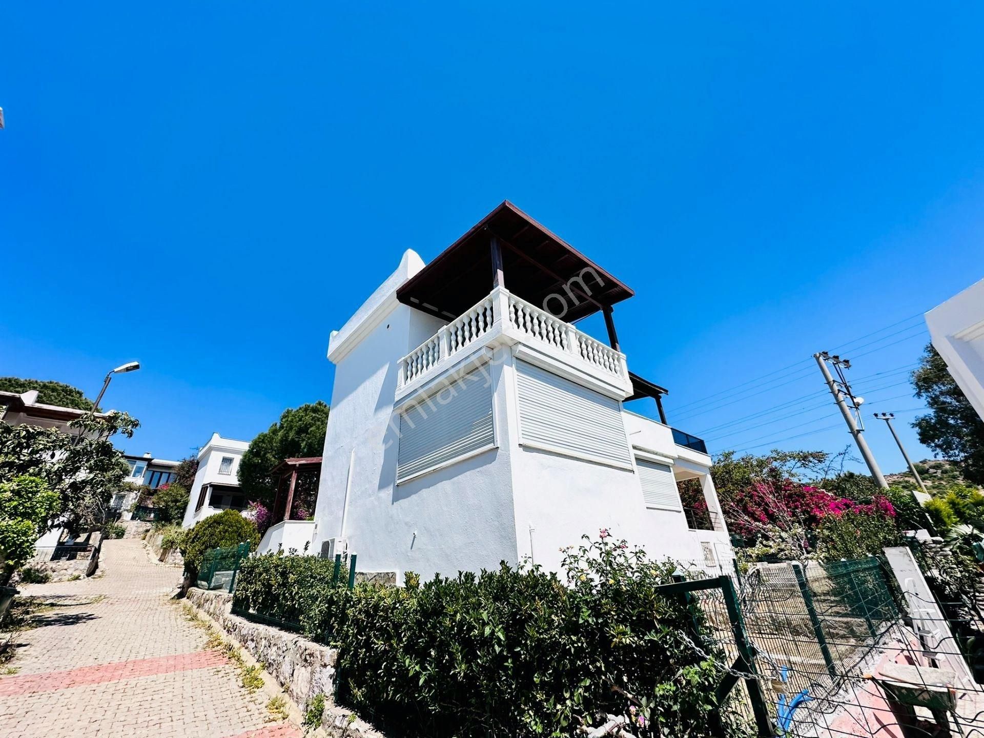 Bodrum Yahşi Satılık Villa Bodrum Yahşi Satılık Site İçi 3+1 Dubleks Deniz Manzaralı Villa