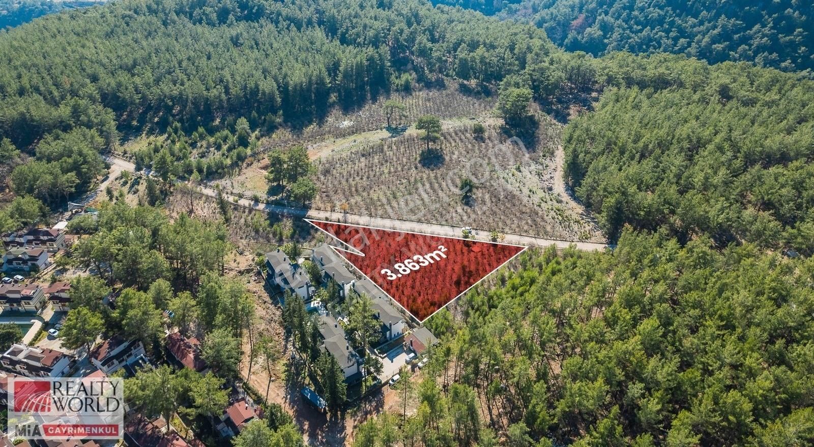 Kemer Beycik Satılık Tarla Kemer Beycik'te 3863 M2 Villa Siteleri Komşu Satılık Nar Bahçesi