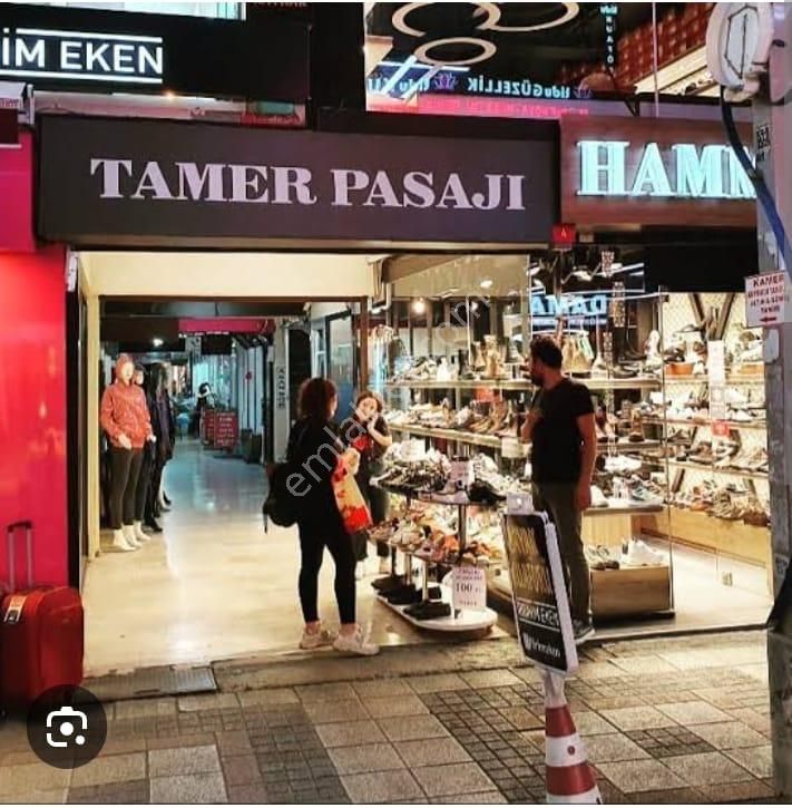 Bakırköy Zeytinlik Satılık Dükkan & Mağaza Bakırköy Zeytinlikte Tamer Pasajında Satılık Dükkan