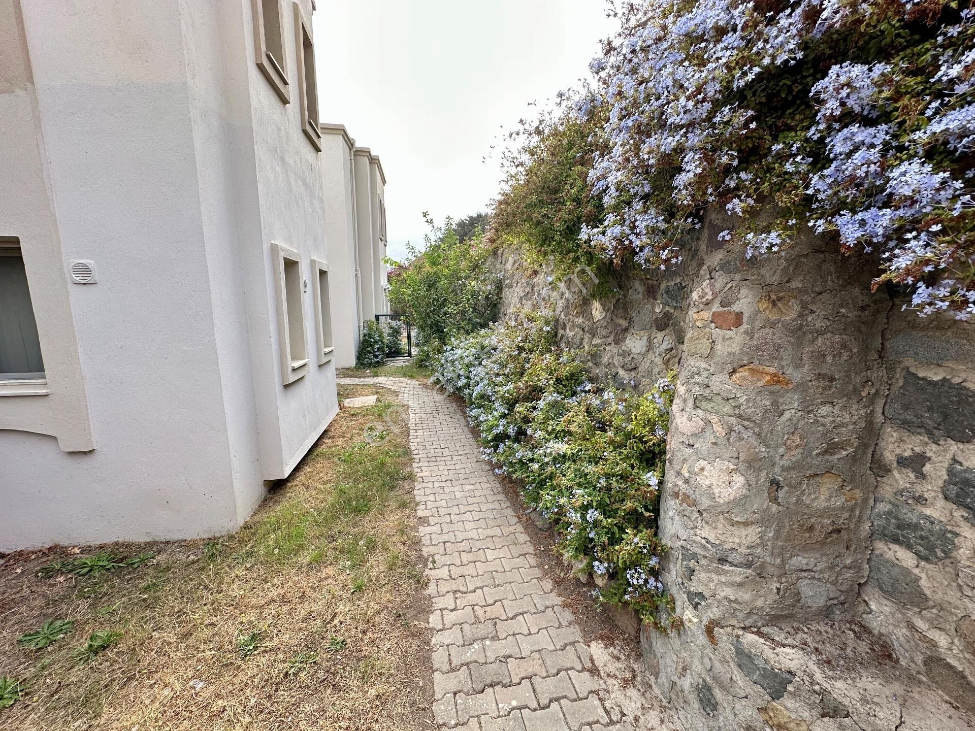 Gümüşlük'te Havuzlu Güvenlikli Sitede Manzaralı Ferah Daire - Görsel 7