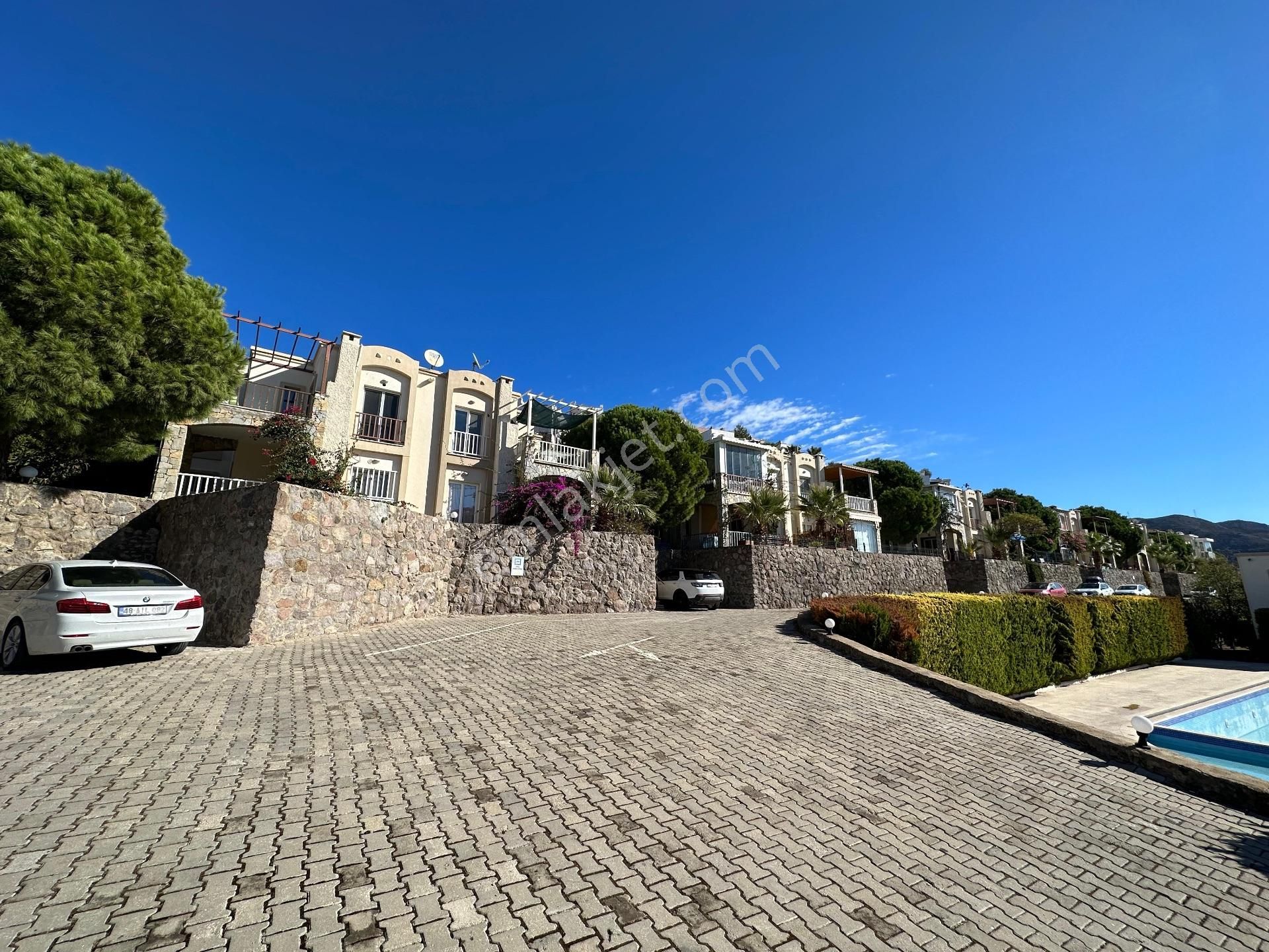 Gümüşlük'te Havuzlu Güvenlikli Sitede Manzaralı Ferah Daire - Görsel 29