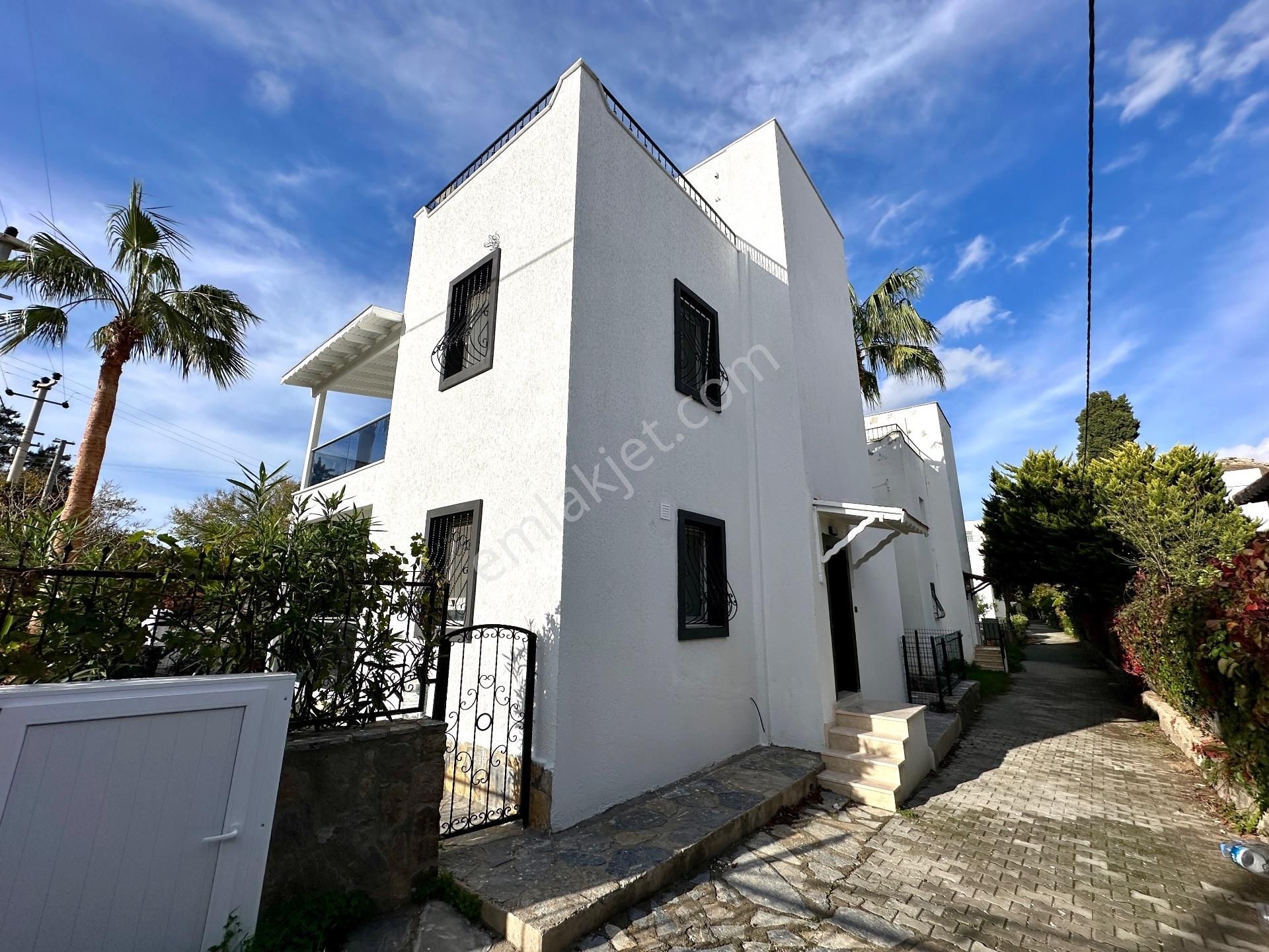 Turgutreis Bahçelievler'de Denize Çok Yakın 3+1 Villa - Görsel 4