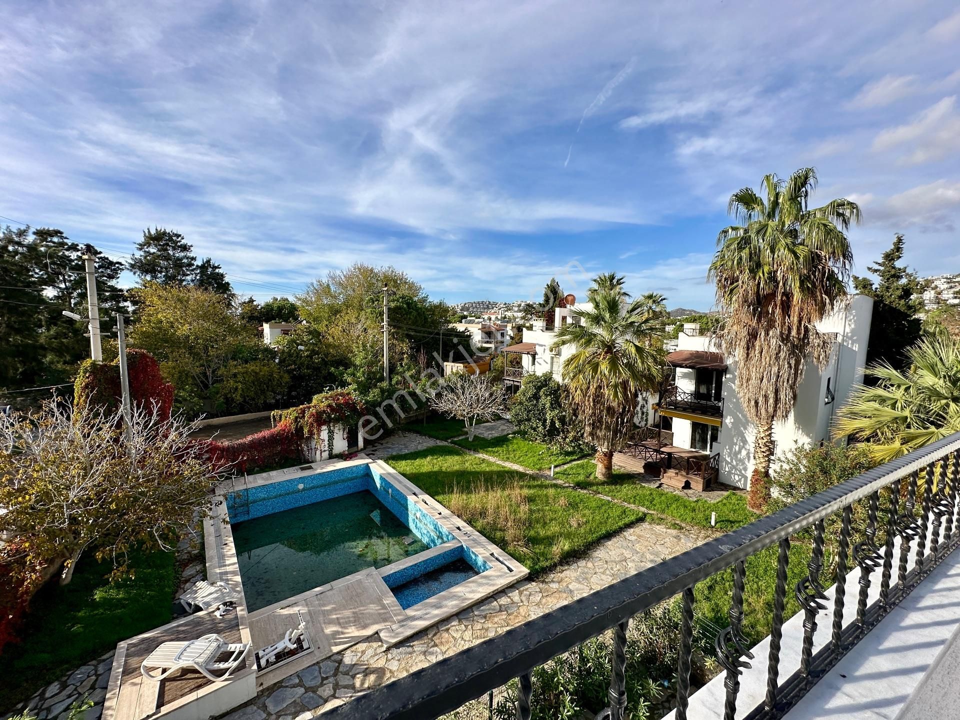 Turgutreis Bahçelievler'de Denize Çok Yakın 3+1 Villa - Görsel 35