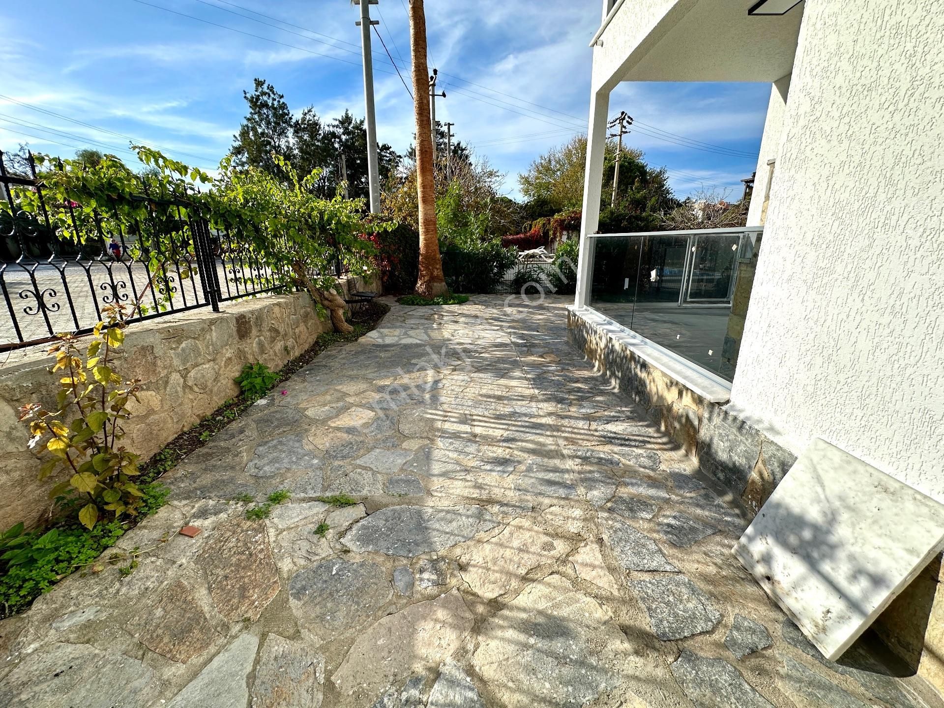 Turgutreis Bahçelievler'de Denize Çok Yakın 3+1 Villa - Görsel 6