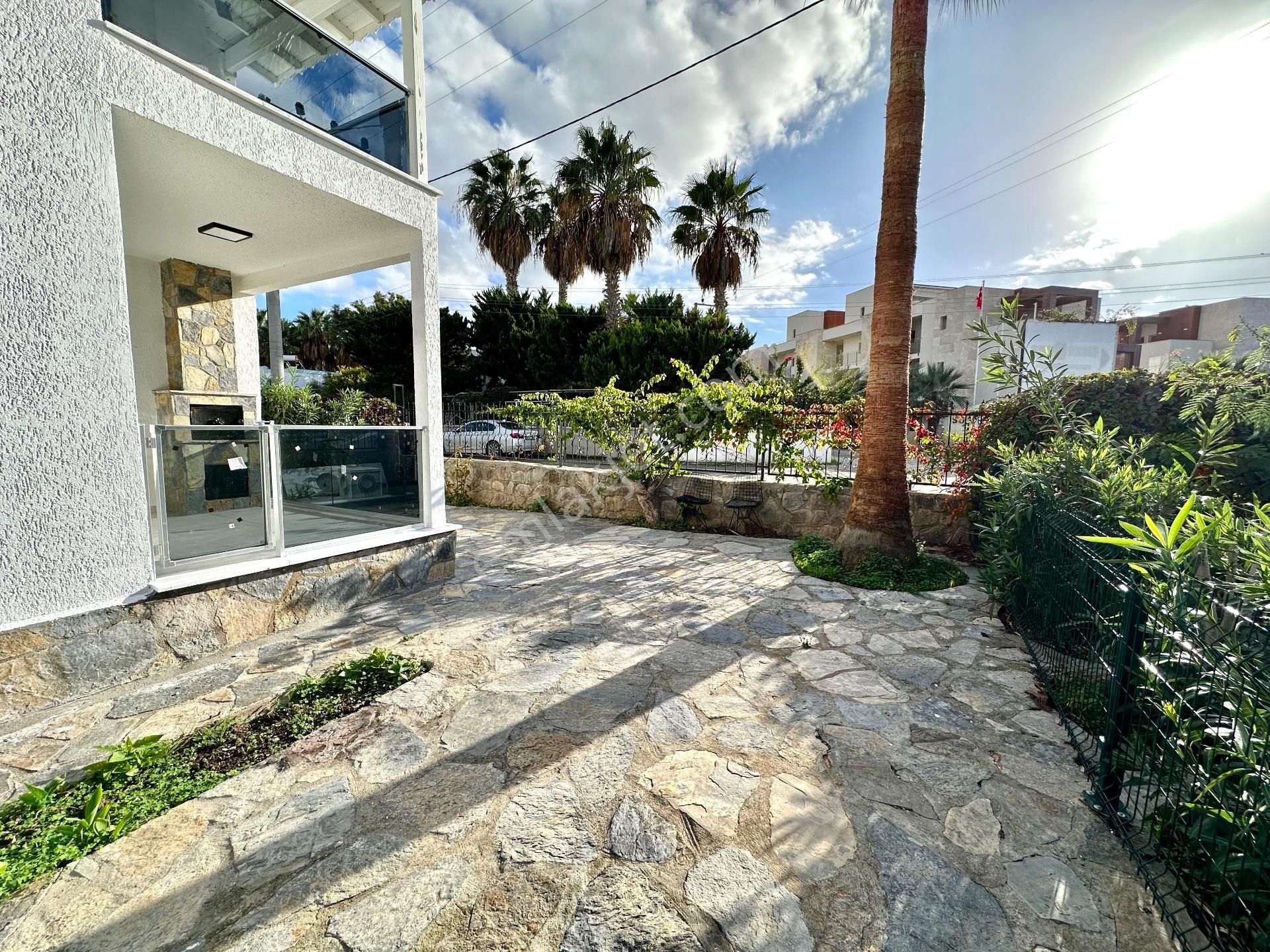 Turgutreis Bahçelievler'de Denize Çok Yakın 3+1 Villa - Görsel 7