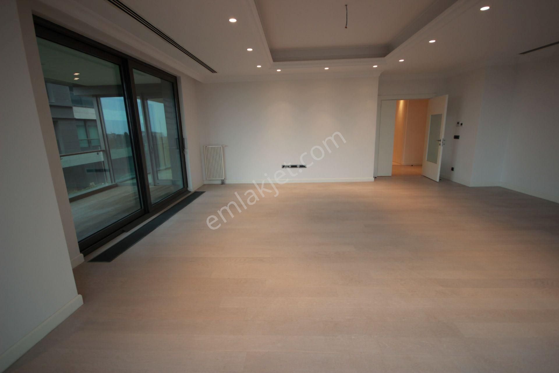 Dağıstan Gayrimenkulden Koru Florya Sitesinde 5,5+1 Arakat - Görsel 3