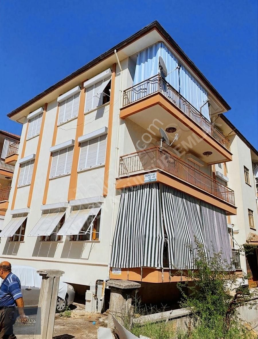 Korkuteli Kiremitli Satılık Daire Korkutelinin Gözdesi Kiremitli Mah. 3+1 140 M2 Satılık Daire