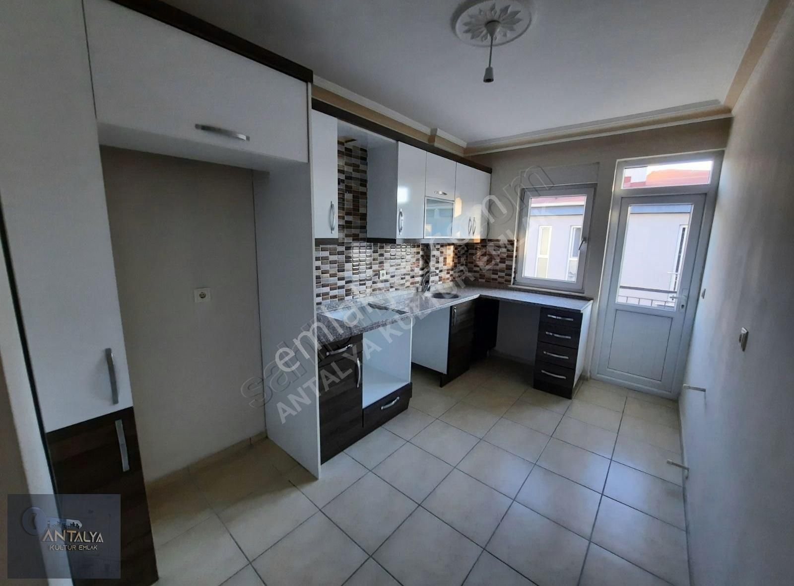 Kepez Ahatlı Satılık Daire Ahatlı Mahallesinde 3+1 130m2 Ferah Daire