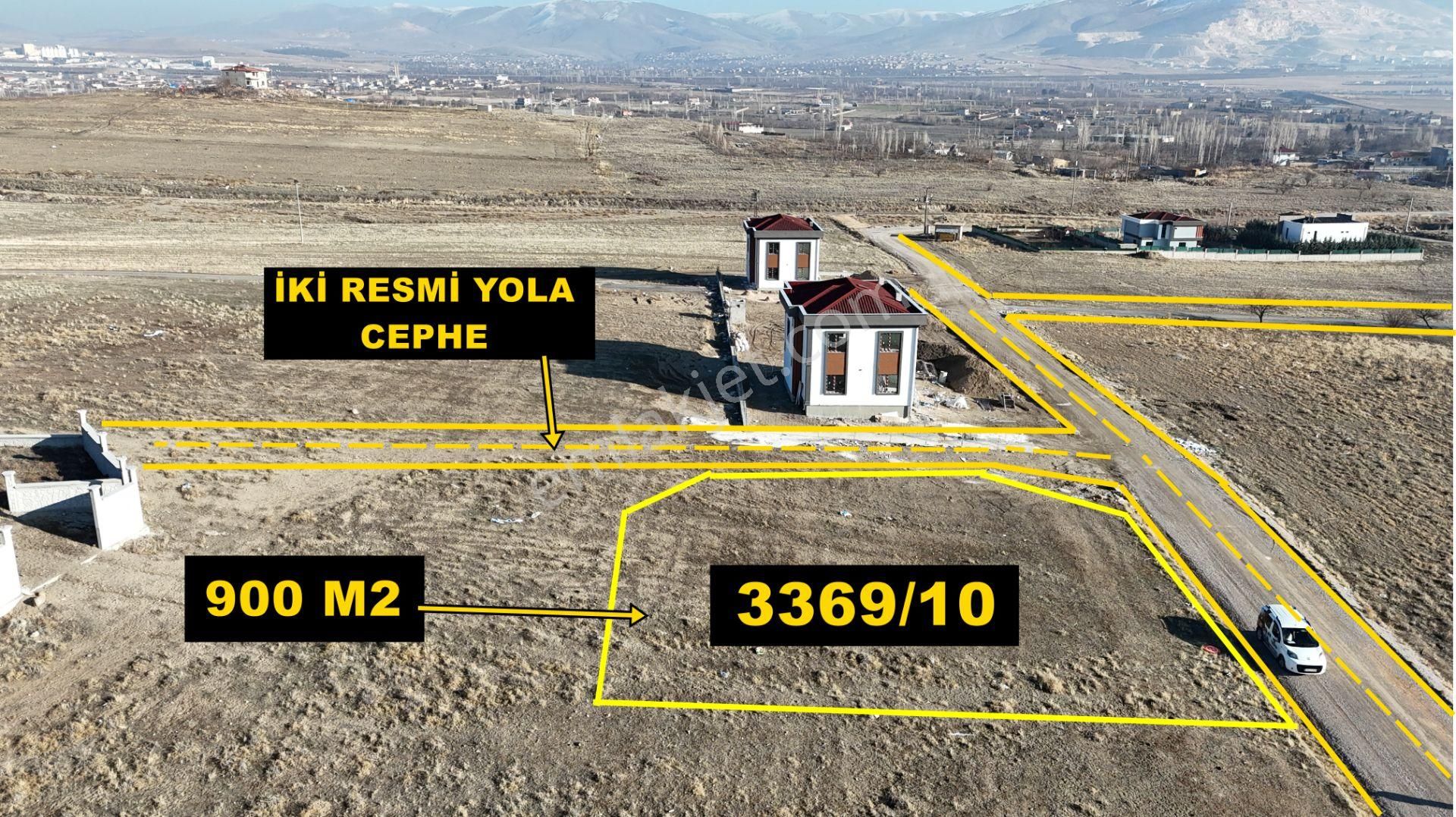 Niğde Merkez Efendibey Satılık Konut İmarlı E.gökal Efendibey 900 M2 Köşe Başı ! İkiye Bölünebilir Yatırım !