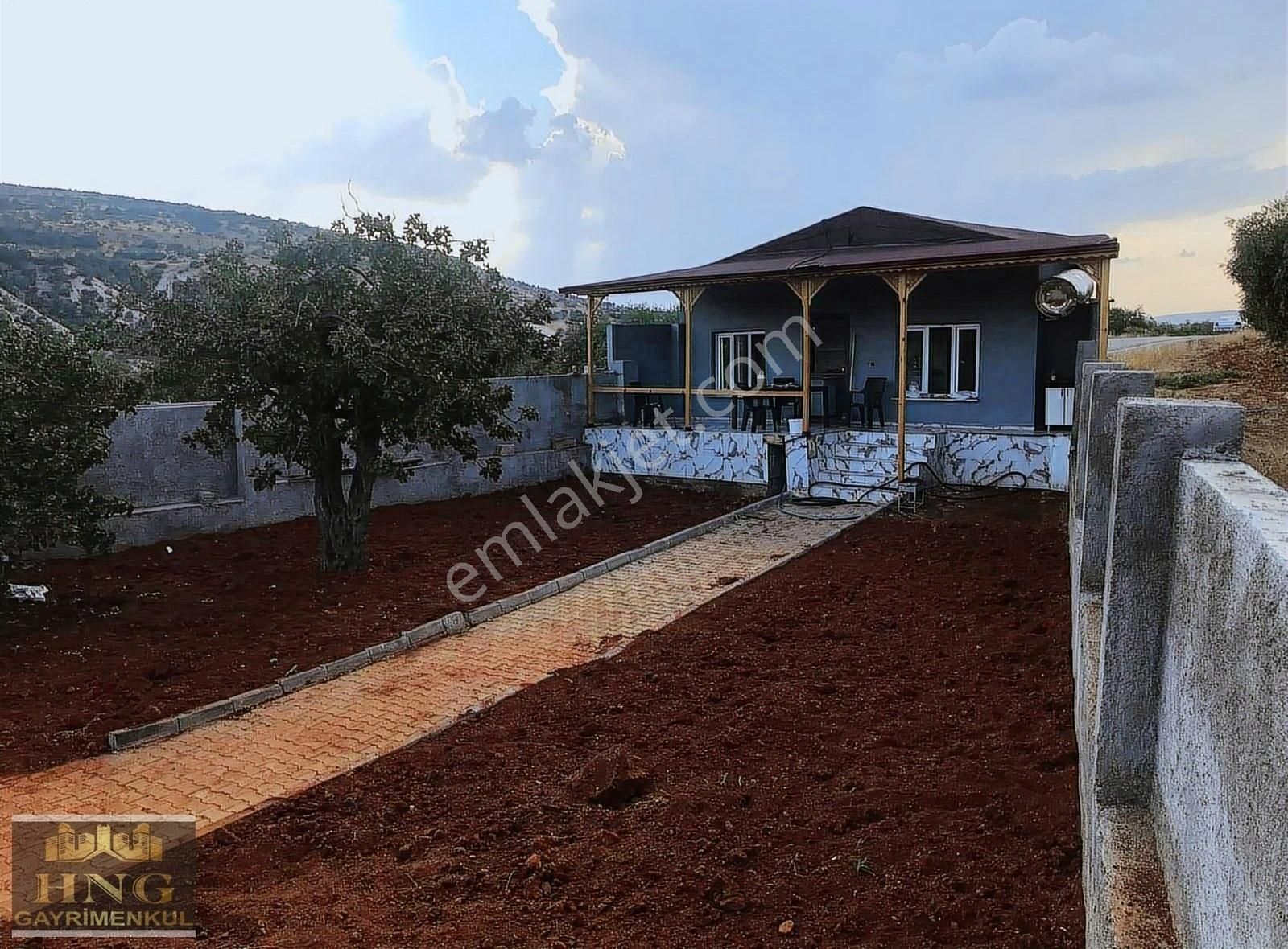 Nizip Altındağ Satılık Bağ & Bahçe Nizip Altındağ Köyünde Küçük Mini Bağ Evi 400 M2