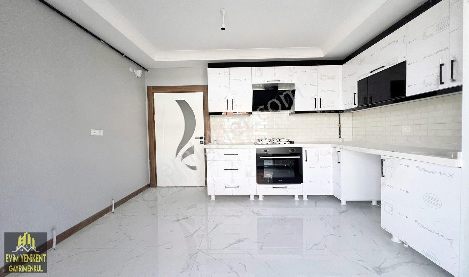 Sincan Fevzi Çakmak Kiralık Daire Evimyenikent'de Cadde Üstü Cam Balkonlu 3+1 4. Kat