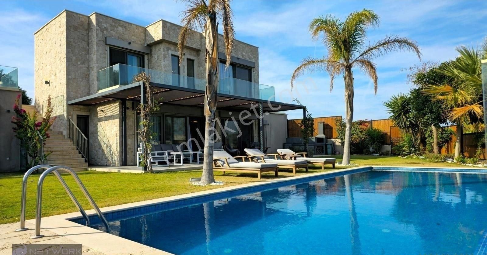 Bodrum Gümüşlük Satılık Villa Bodrum Gümüşlük Satılık Villa Denize Sıfır Ve Manzara Özel Plaj