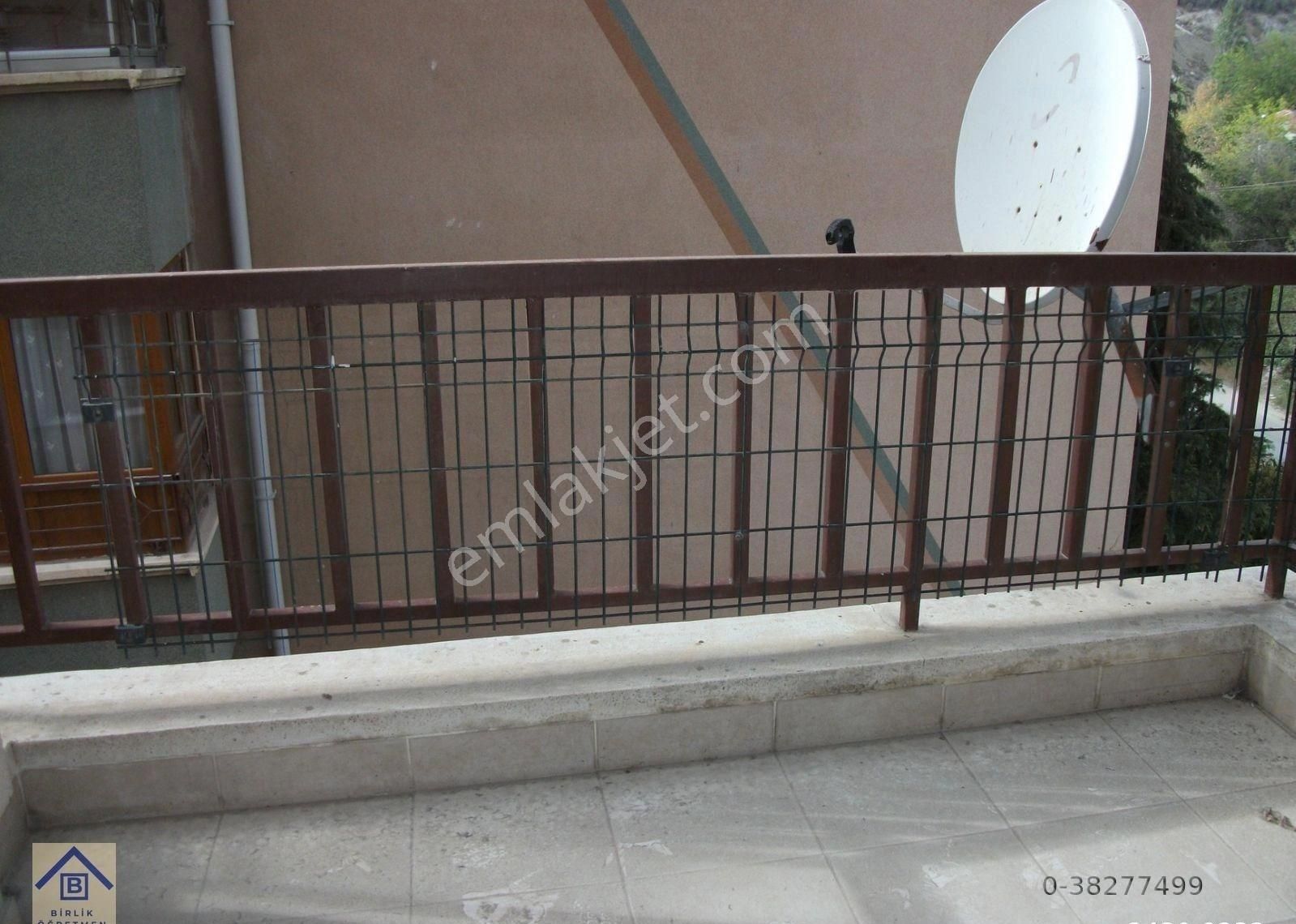 Acil...kelepir....park Manzaralı,3+1,180 M2,kombili,asansörlü,kiracılı - Görsel 8