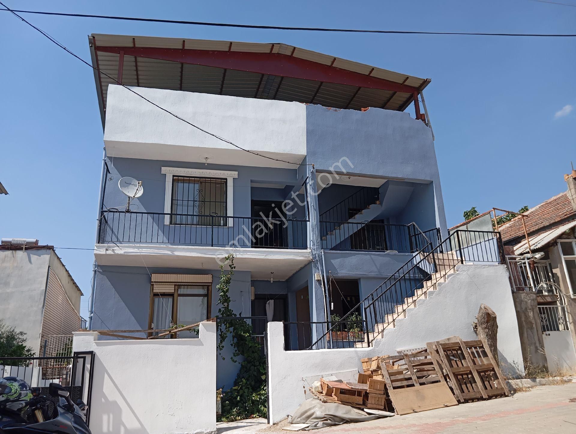 Menemen Yahşelli Mah.de Satılık 2 Katlı Müstakil Bina