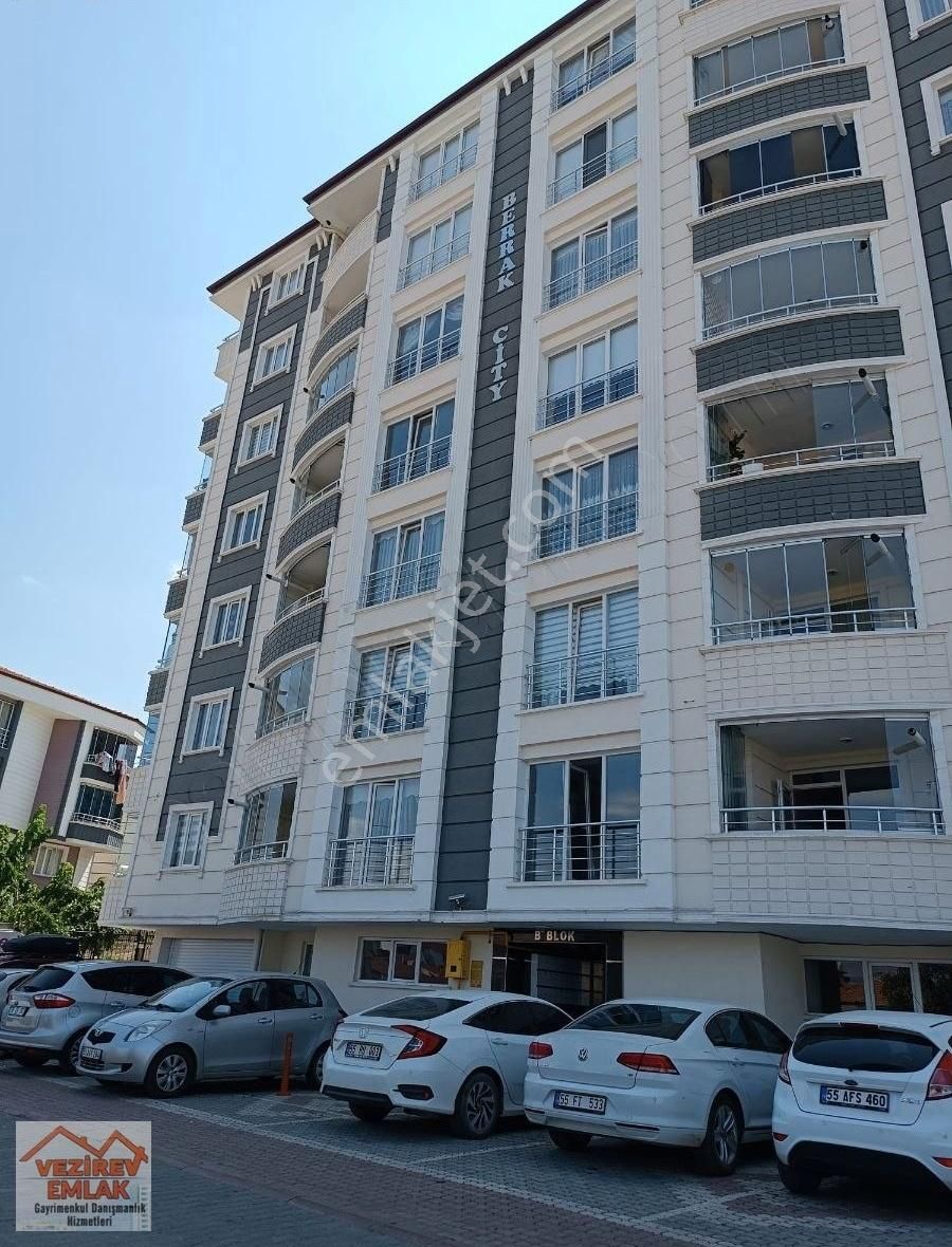 Vezirköprü Tikenli Satılık Daire Vezirev Emlak'tan Berrak City'de 3+1 Kullanışlı Daire