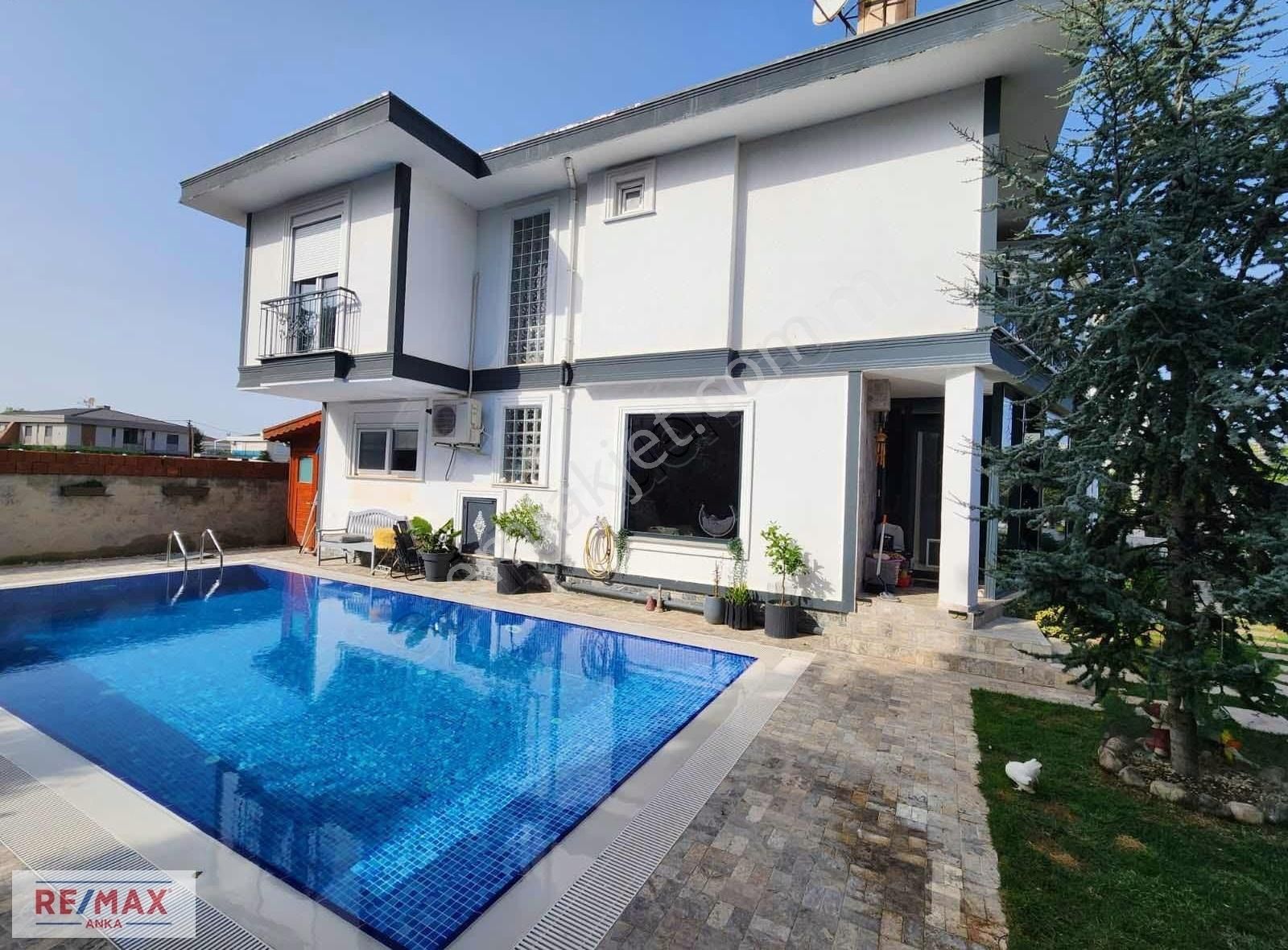 Şile Çavuş Satılık Villa Remax Anka' Dan Son Derece Şık Ve Kullanışlı Müstakil Villa