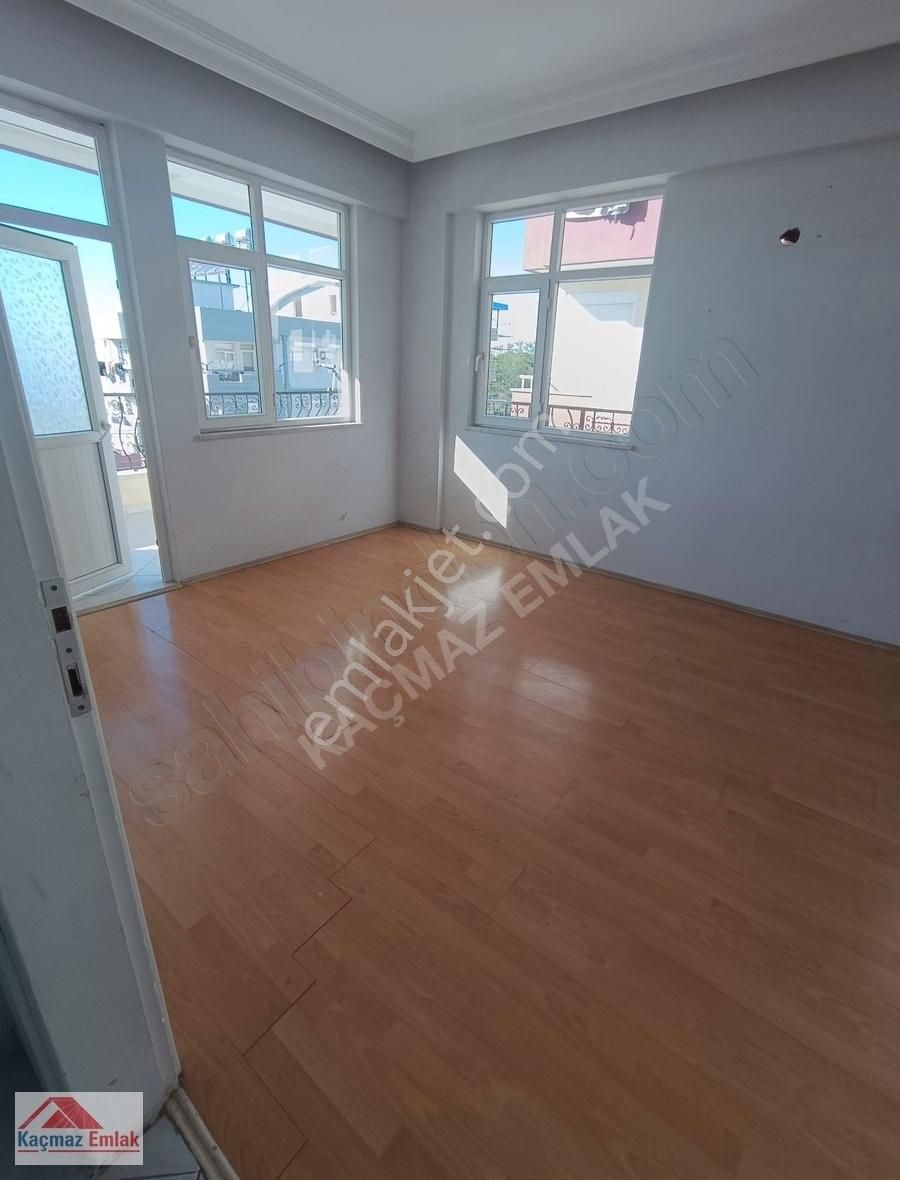 Manavgat Kavaklı Kiralık Daire Manavgat Kavaklıda Cadde Üstünde 2+1 Kiralık Ara Kat Daire