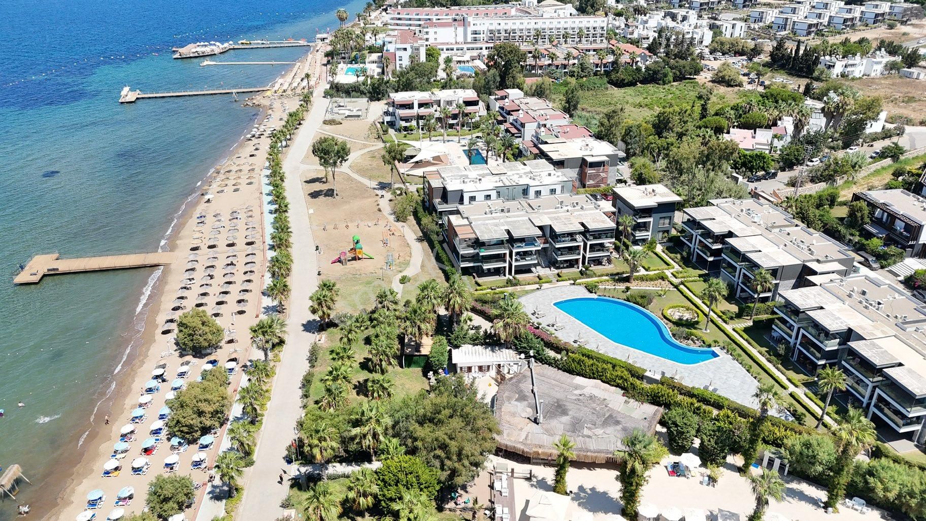 Bodrum Bahçelievler Satılık Residence Satılık Denize Sıfır Özel Kum Plaj Ve İskeleli Güvenlikli Site İçinde Manzaralı Residance Daire