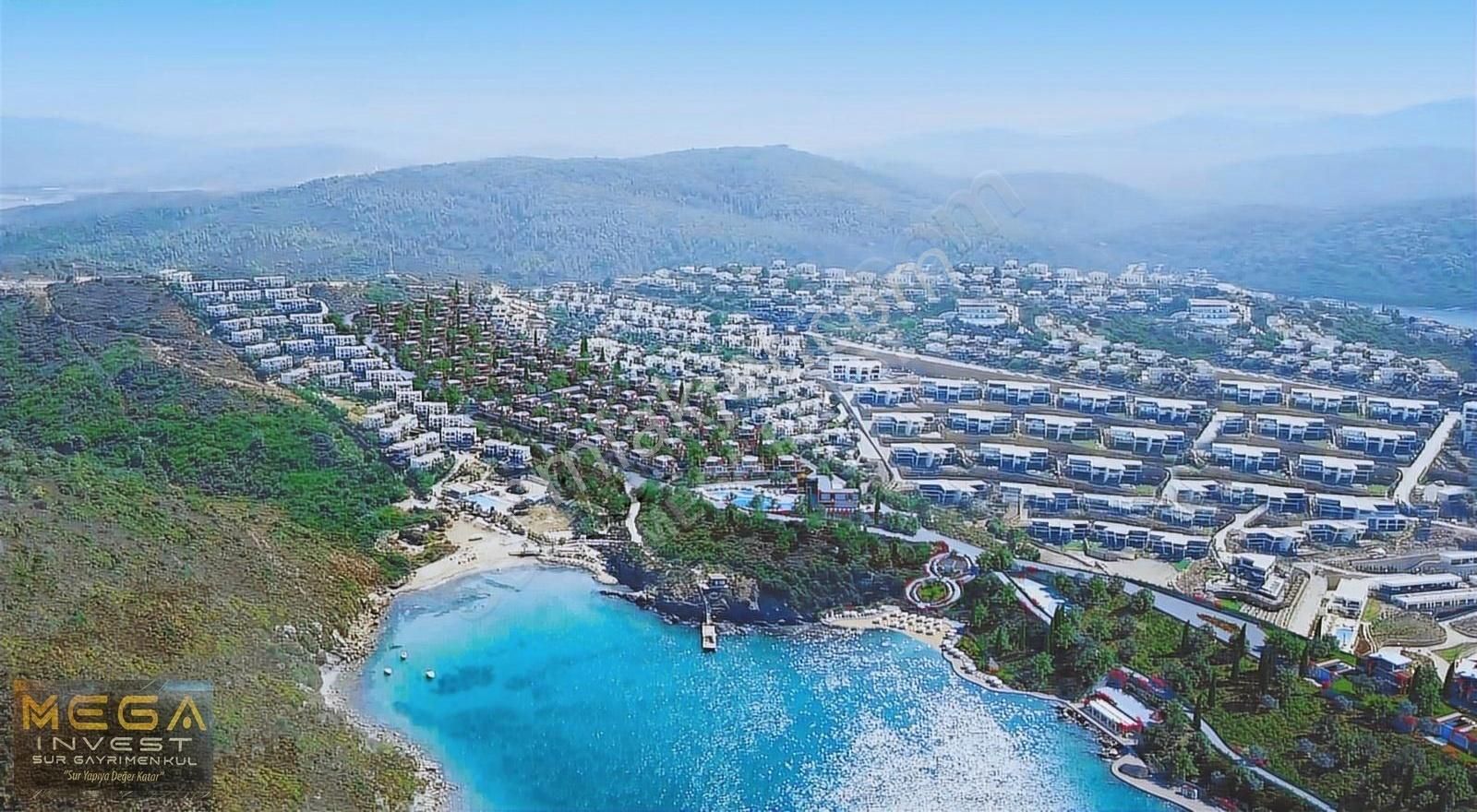 Milas Boğaziçi Satılık Villa Bodrum Adabükü'nde Deniz Manzaralı 3+1 Lüks Tripleks Villa