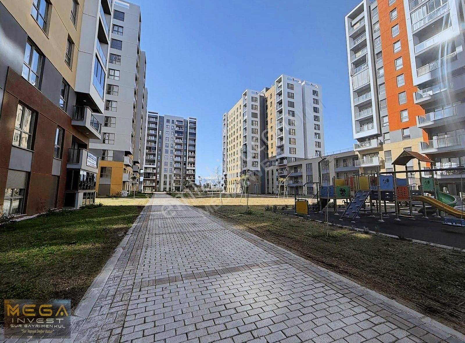 Kepez Kepez Kiralık Daire Mega Invest'den 72m2 Ara Kat Kıralık 1+1 Daire Suryapı