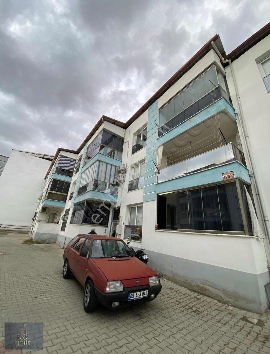 Nazilli Yıldıztepe Satılık Daire ***şehir''den***yıldıztepe Mh. 3+1 140 M2 Fırsat İlanı Daire**