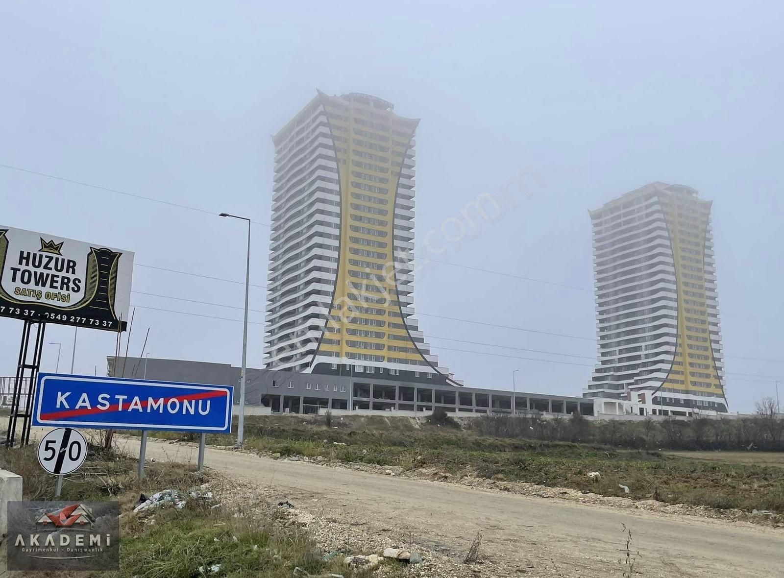 Kastamonu Merkez Mehmet Akif Ersoy Satılık Daire Akademiden Huzur Towers'da Satılık 156 M2 3+1 Daire