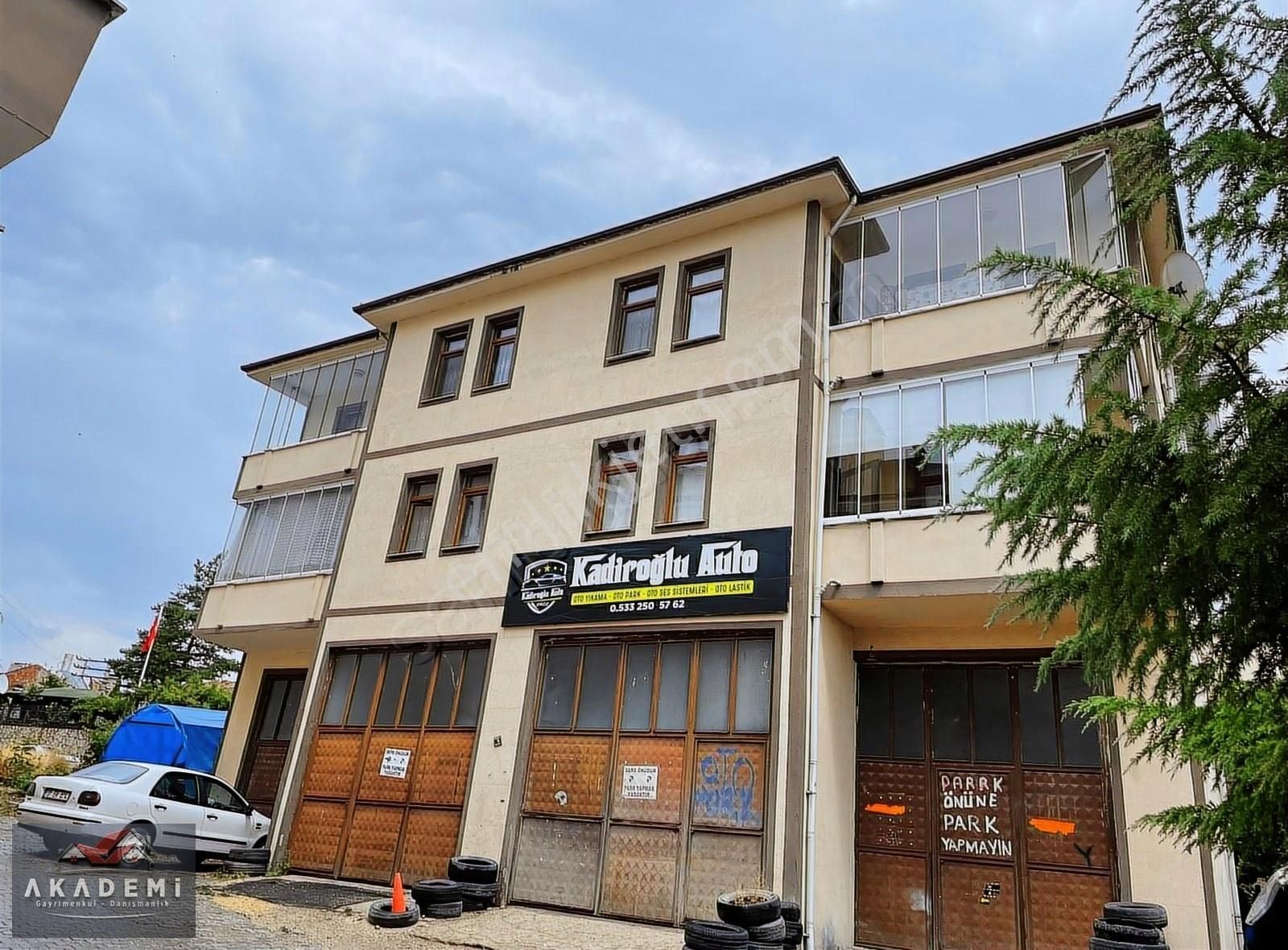 Kastamonu Merkez Cebrail Satılık Daire Akademi Gayrimenkulden Uzun Sokak Kebeci Arkası Satılık 3+1daire