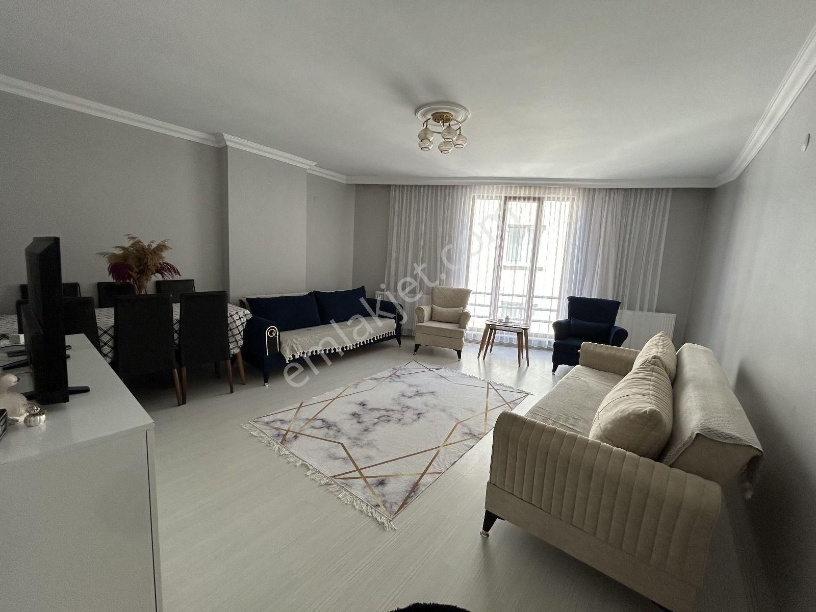 Orhangazi Camiikebir Satılık Daire Bursa Emlak Alem-i Sıfır Ayarında Çarşı Merkezinde Arakat 3+1 130 M2 Satılık Daire