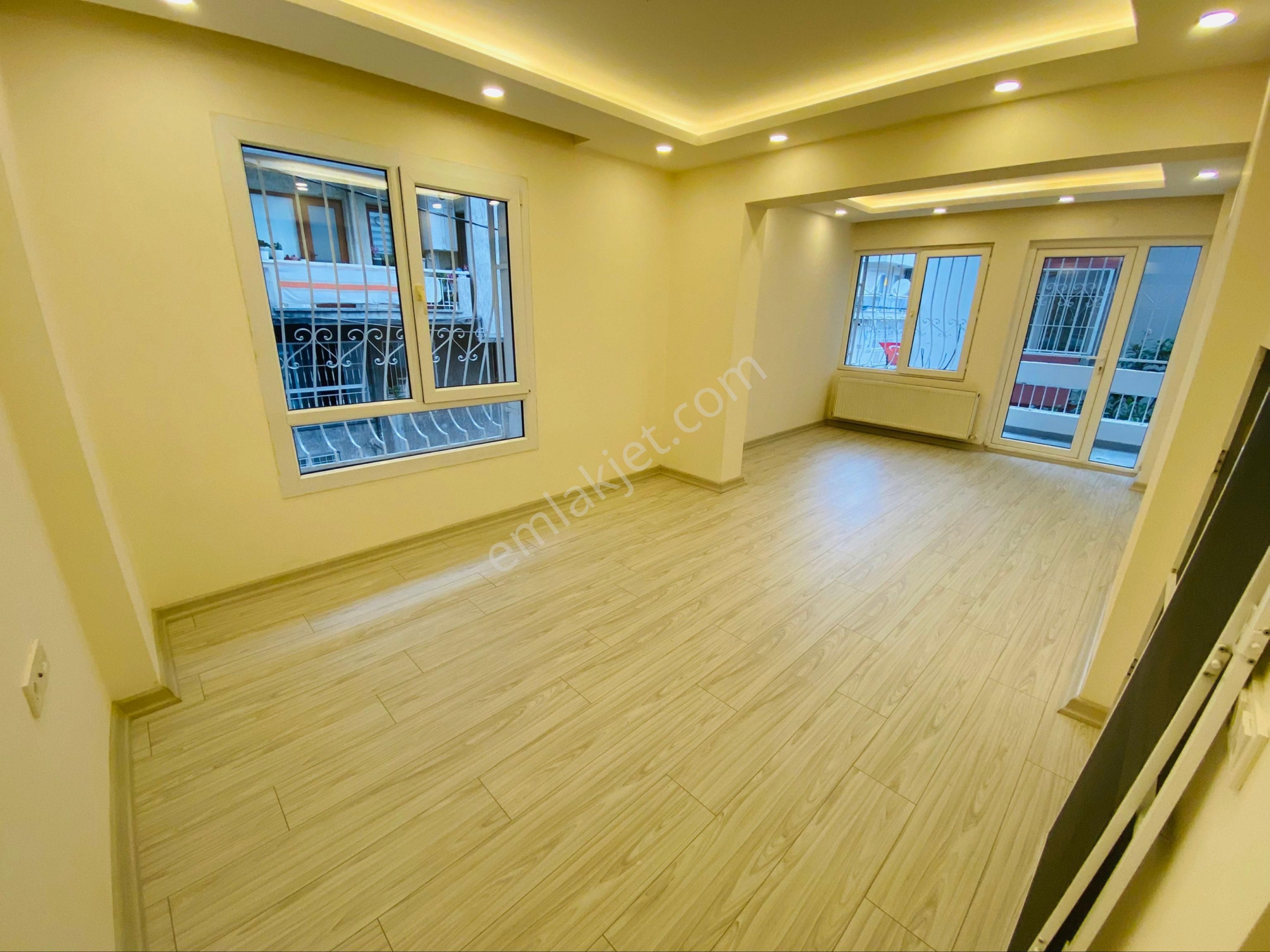 Konak Altıntaş Satılık Daire İnönü Cadde Dibinde 3+1 120m2 Full Bakımlılüks Daire