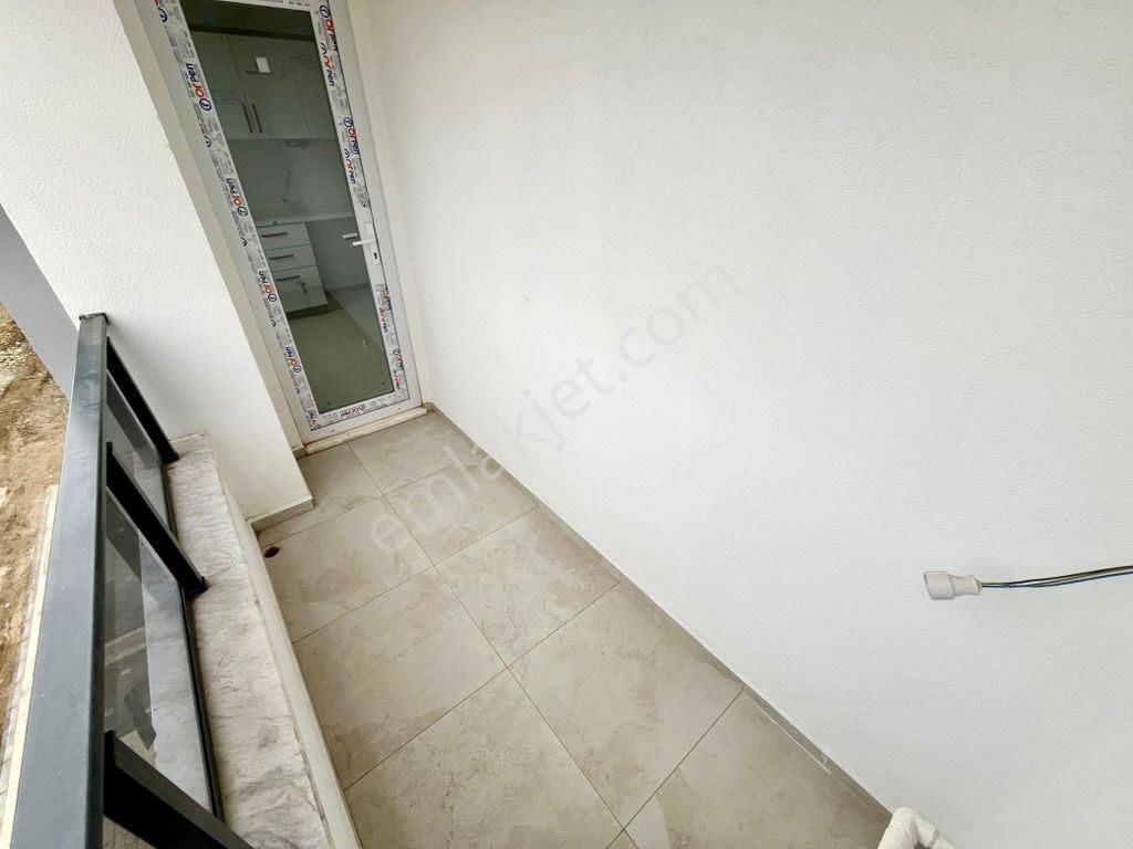 Bodrum Yokuşbaşı Satılık Daire Merkezi Konumda Havuzlu Güvenlikli Sitede 2+1 Satılık Daire