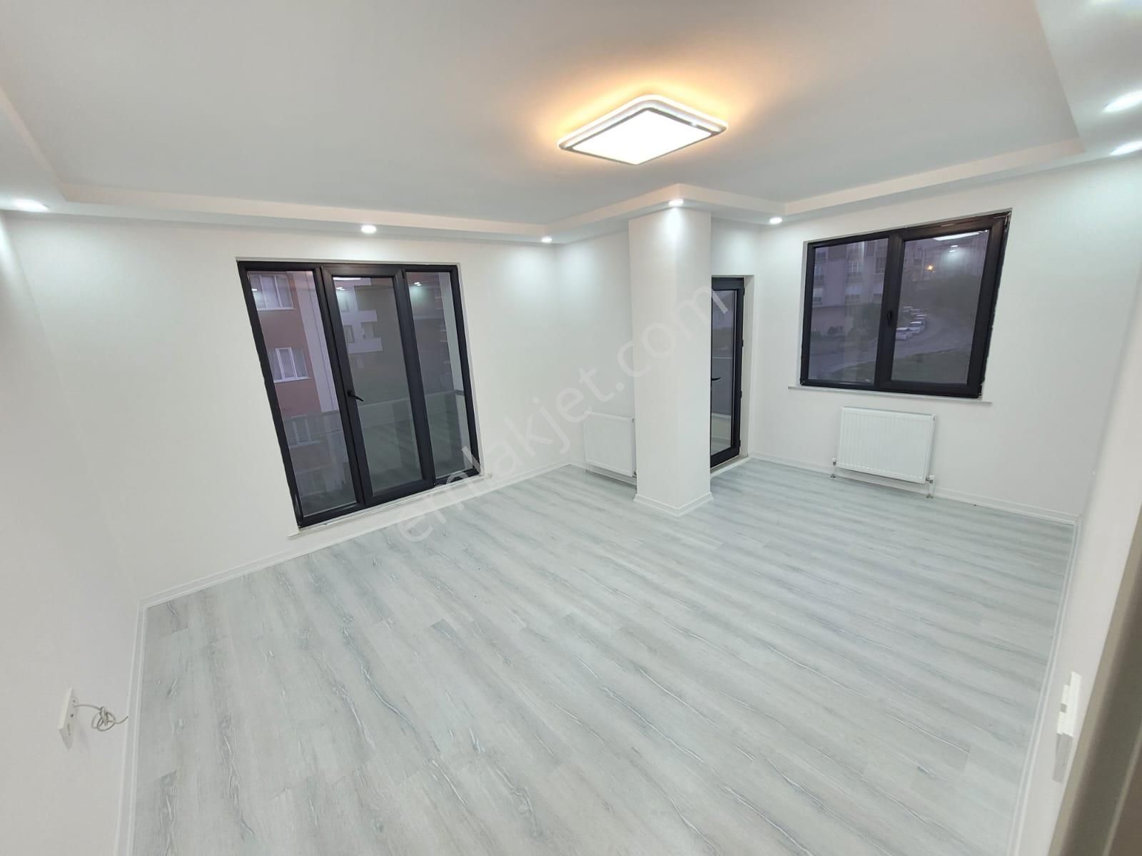 Arnavutköy Anadolu Satılık Daire Üç Kardeşler'den Anadolu Mh Satlık 2+1 95m² Sıfır Lüx Arakat