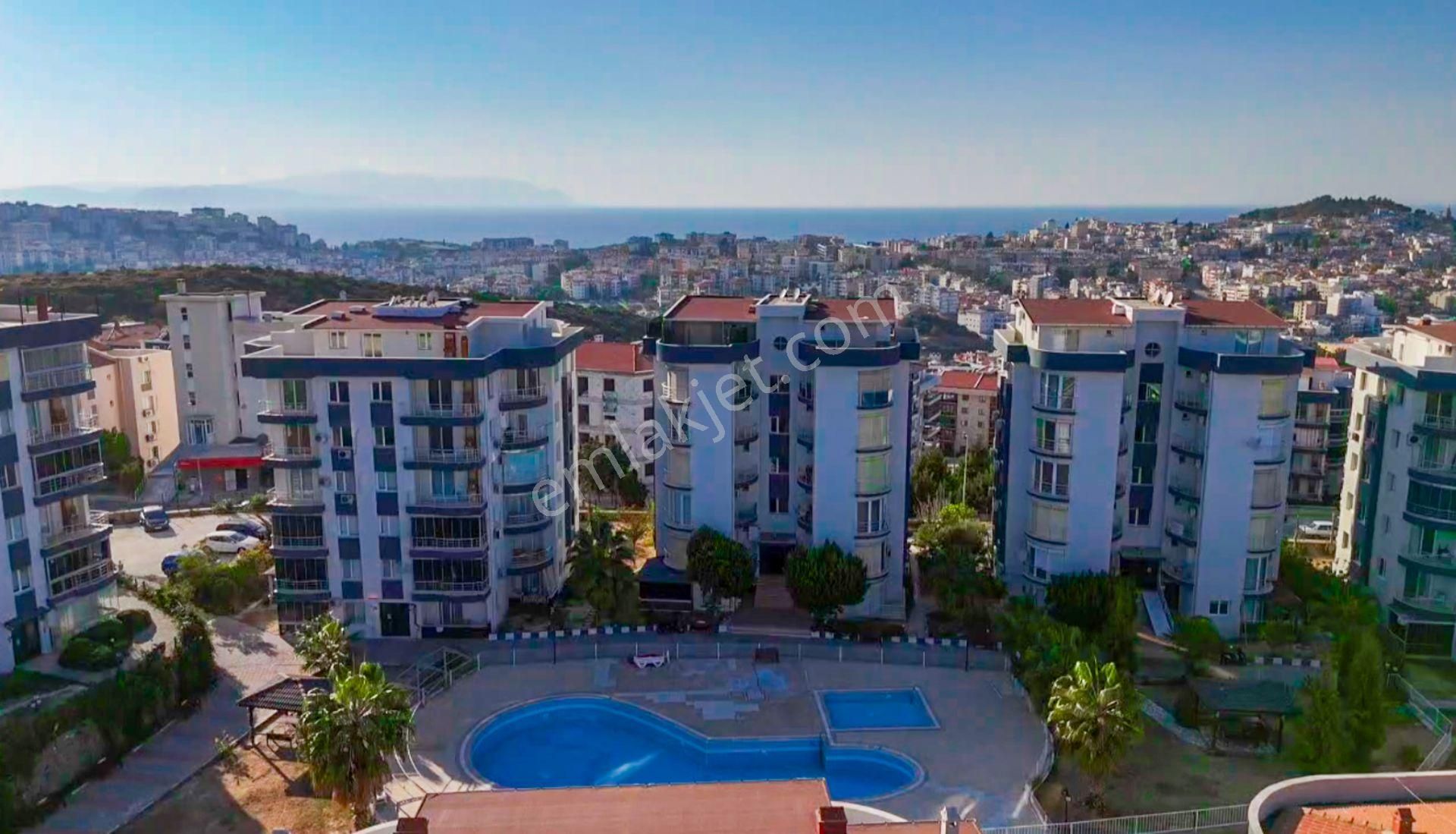 Kuşadası İkiçeşmelik Satılık Daire Kuşadası Merkezde Satılık 3+1 Daire