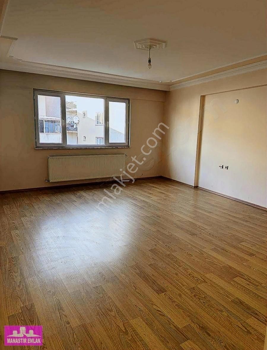 Gemlik Hamidiye Kiralık Daire Manastır Emlak'tan Belediye Civ. 3+1 Ferah Kiralık Daire...!