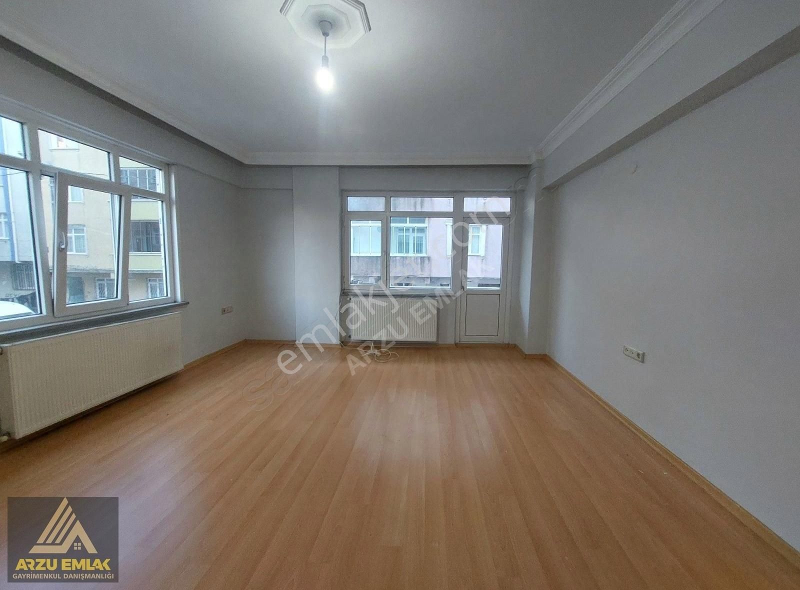 Sultangazi Zübeyde Hanım Kiralık Daire Arzu Emlaktan Zübeyde Hanım Mah Kiralık 2+1 Balkonlu Ara Kat