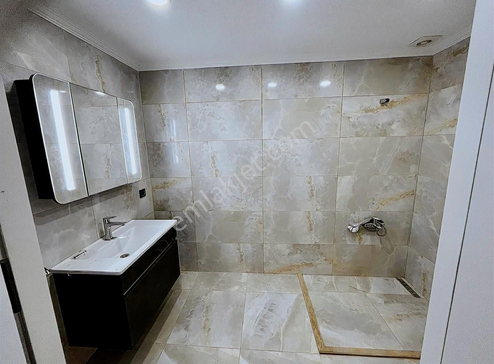 Deniz Manzaralı, Özel Havuzlu, Sıfır Tripleks Villa - Görsel 3