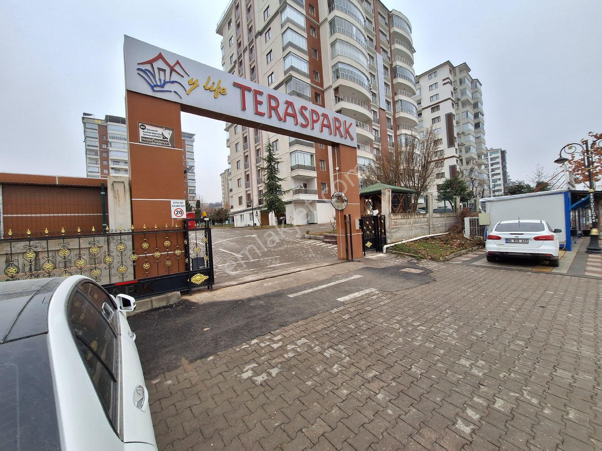 Yeşilyurt Tecde Satılık Daire Tecde Ana Cadde Üzeri Teraspark Sitesinde Satlık 4+1 Daire