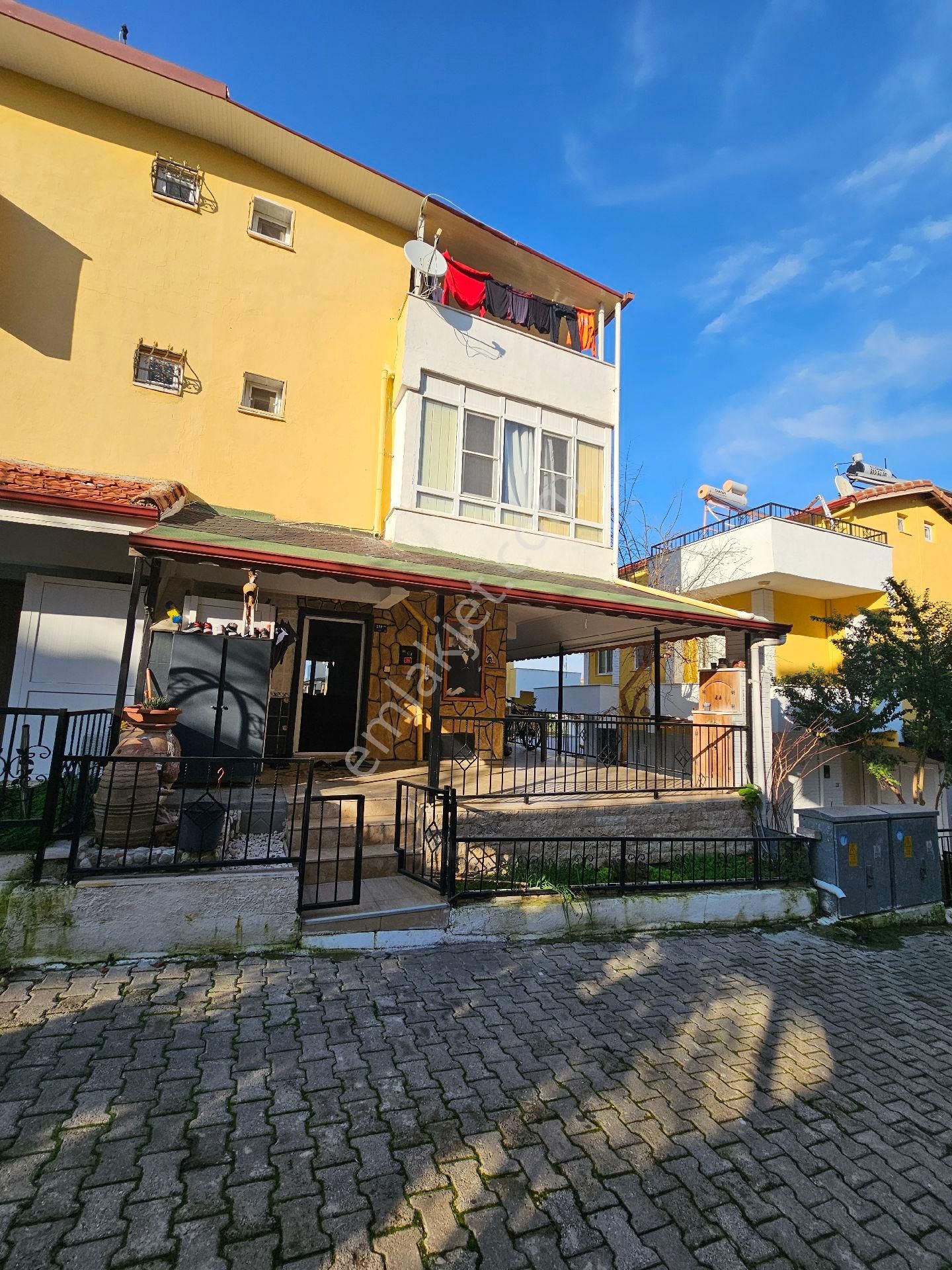 Kuşadası Soğucak Satılık Villa Kuşadası Soğucakta Satılık 3+1 Villa