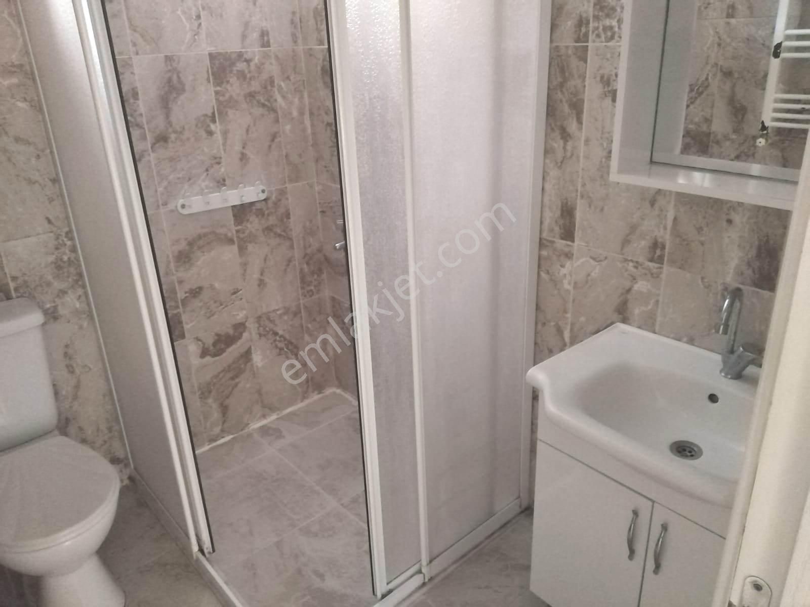 Pendik Esenyalı Havalimanına Yakın Kiralık Daire Kiralık Daire Pendik Esenyalı Mahallesi