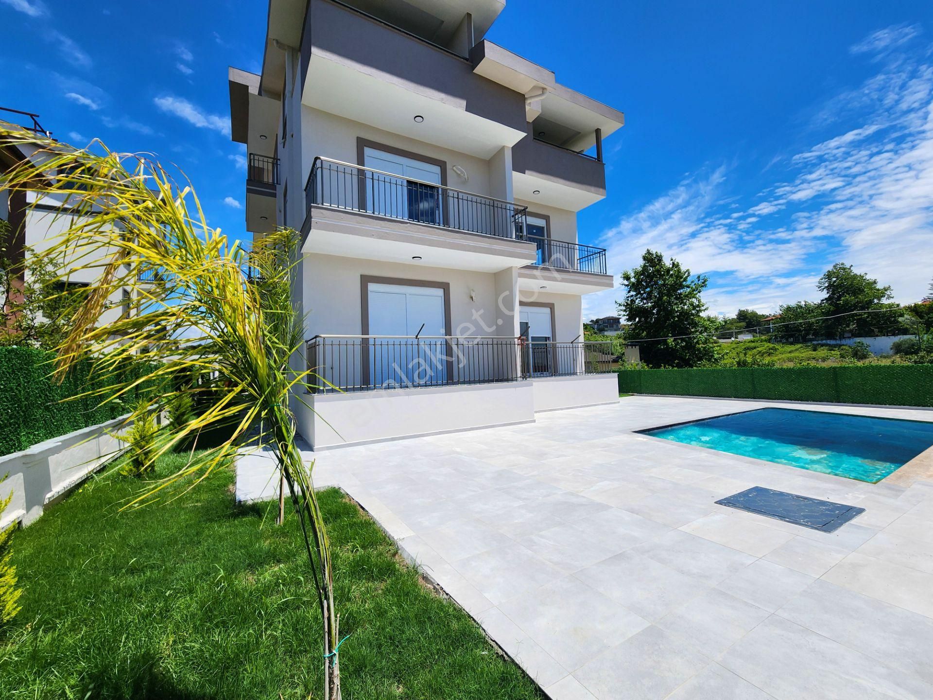 Manavgat Ilıca Mah Satılık Dubleks 4+1 Daire.