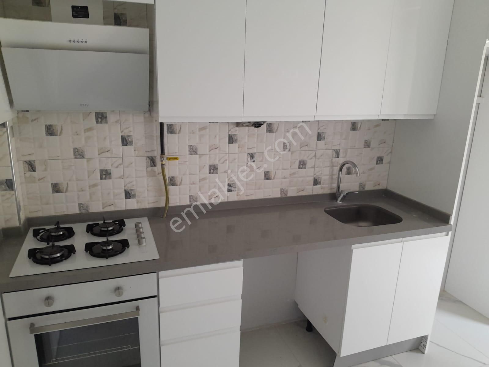 Odunpazarı İstiklal Kiralık Daire Boyut Global'den Yunus Emre Hastane Yakını 2 Yıllık 2+0 Daire