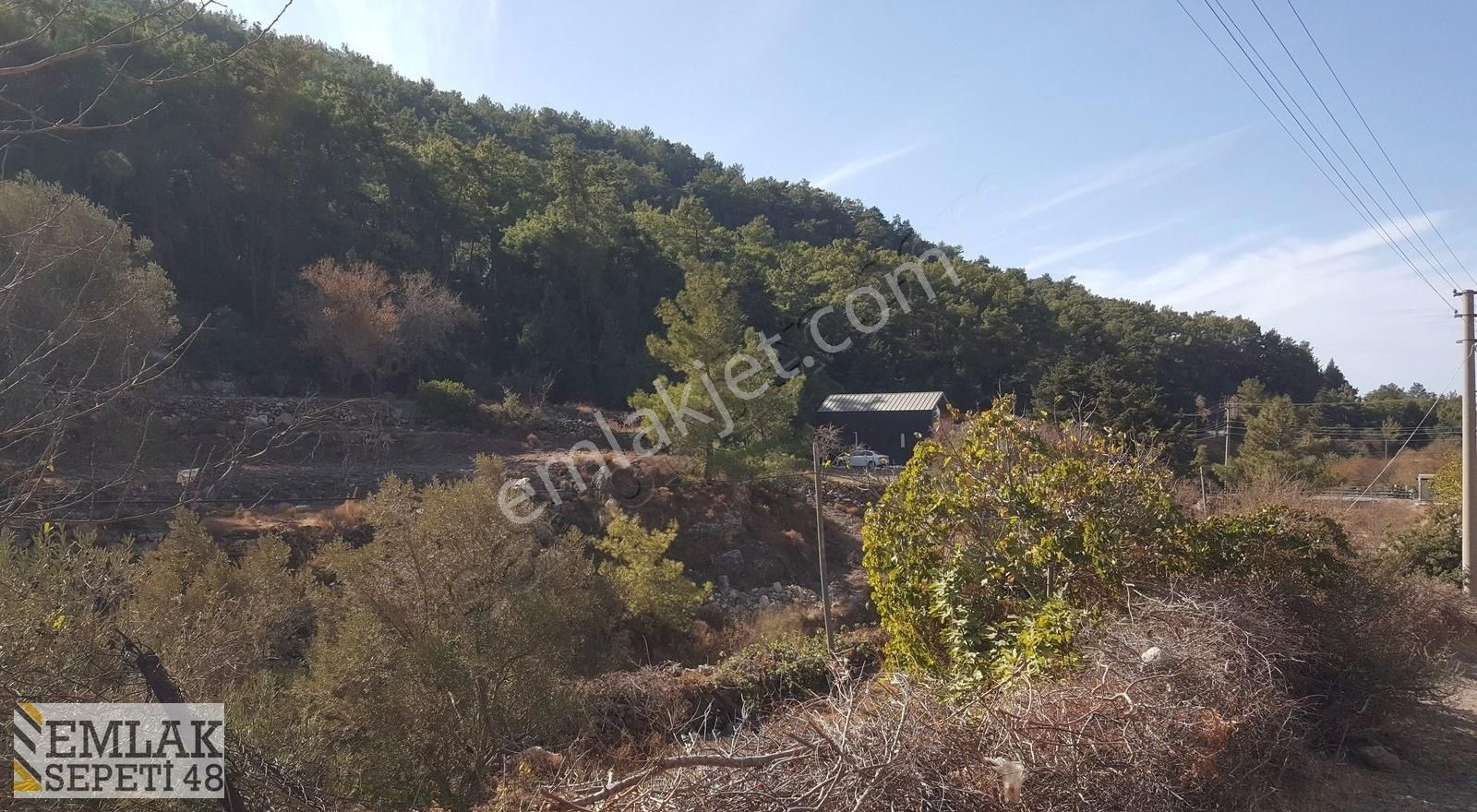 Söğüt Merkezde Çift Tarafı Yol Olan Arsa. Yatırım İçin Fırsat - Görsel 2