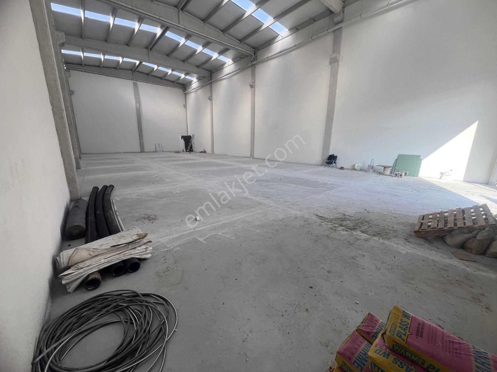 Kazan Kerestecilerde Her İşe Uygun 1300m2 Satılık Sıfır Fabrika - Görsel 6