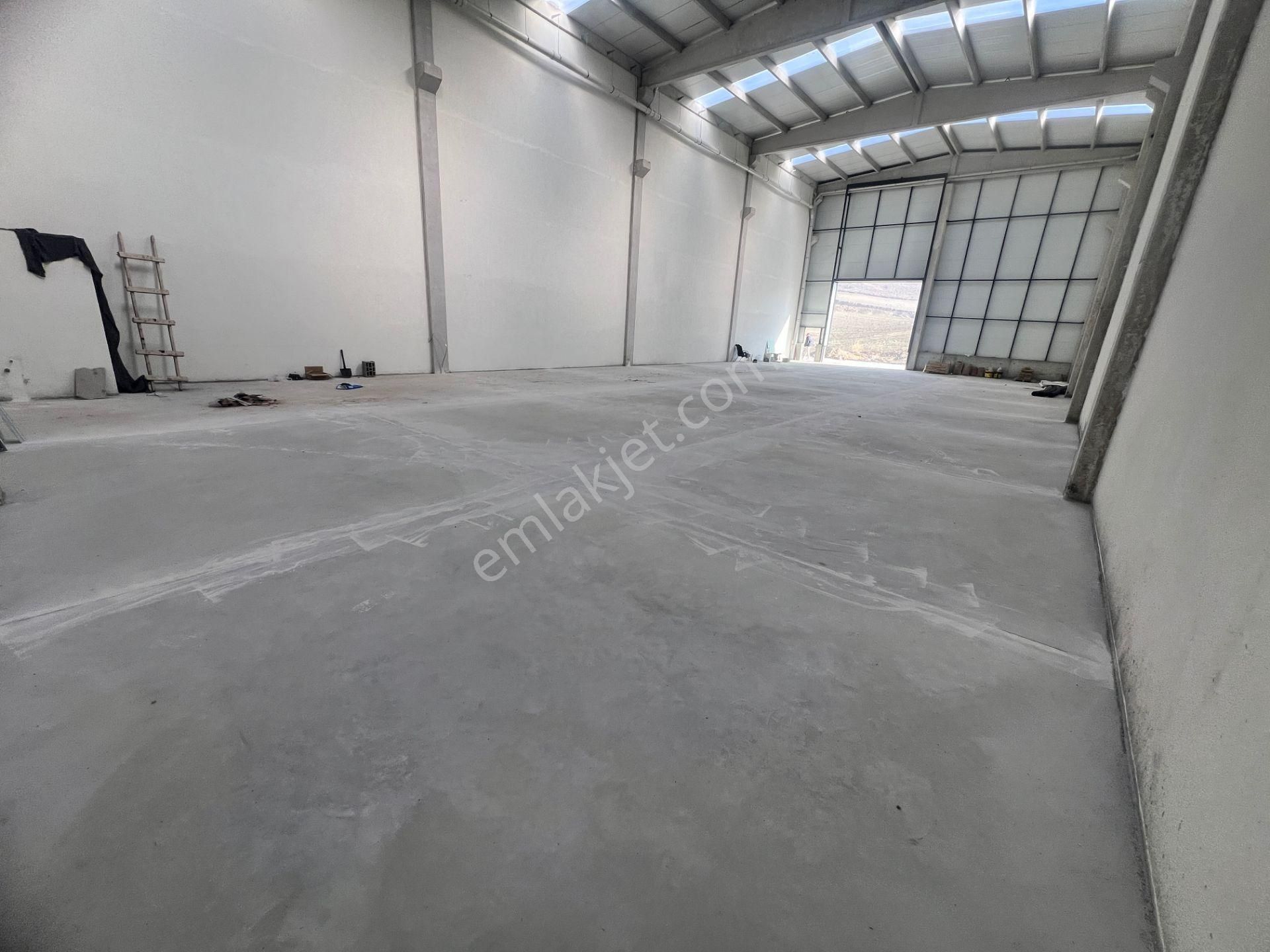 Kazan Kerestecilerde Her İşe Uygun 1300m2 Satılık Sıfır Fabrika - Görsel 11